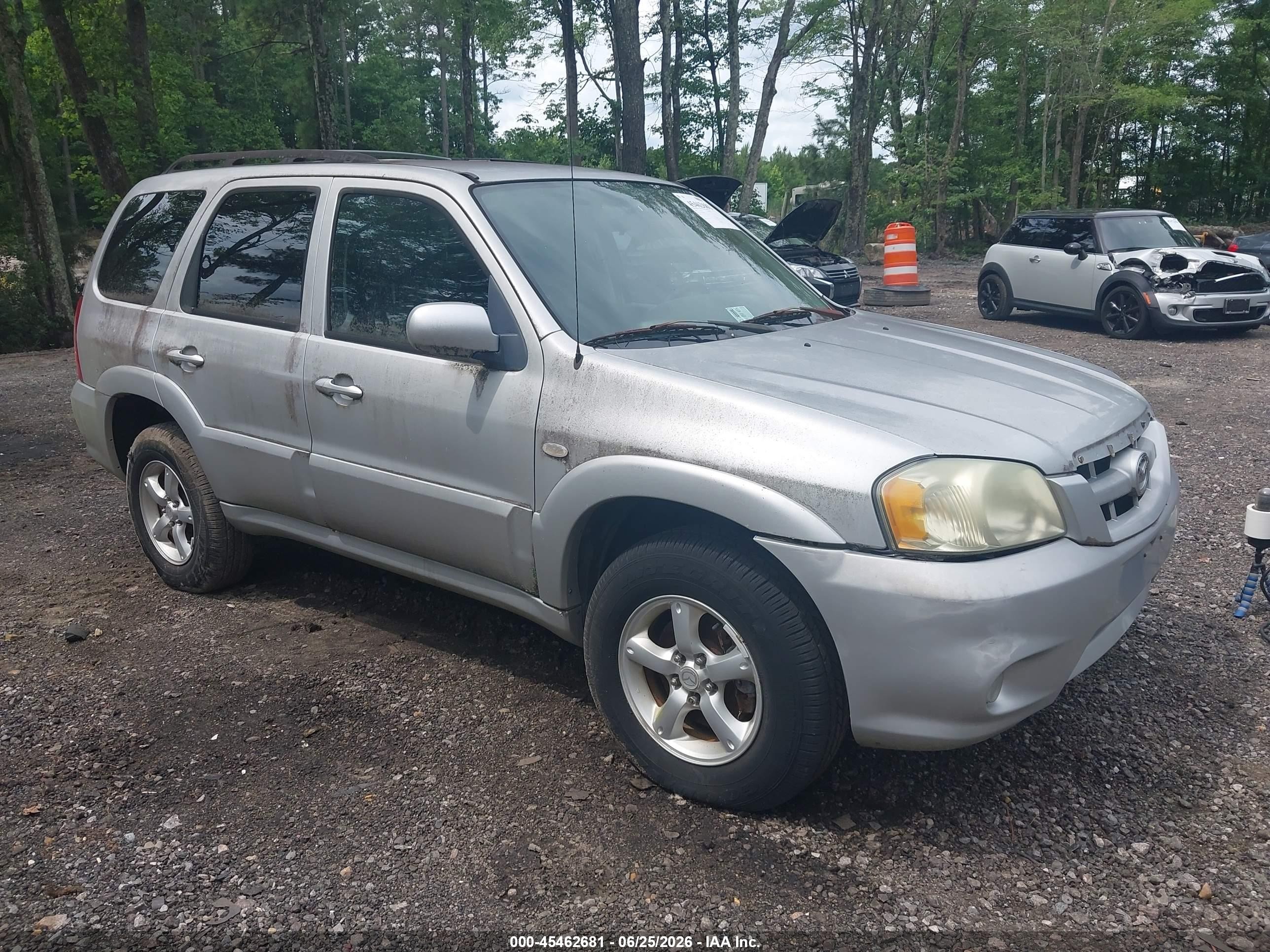 2006 Mazda Tribute S, VIN 4F2YZ04126KM20125 — Normal wear