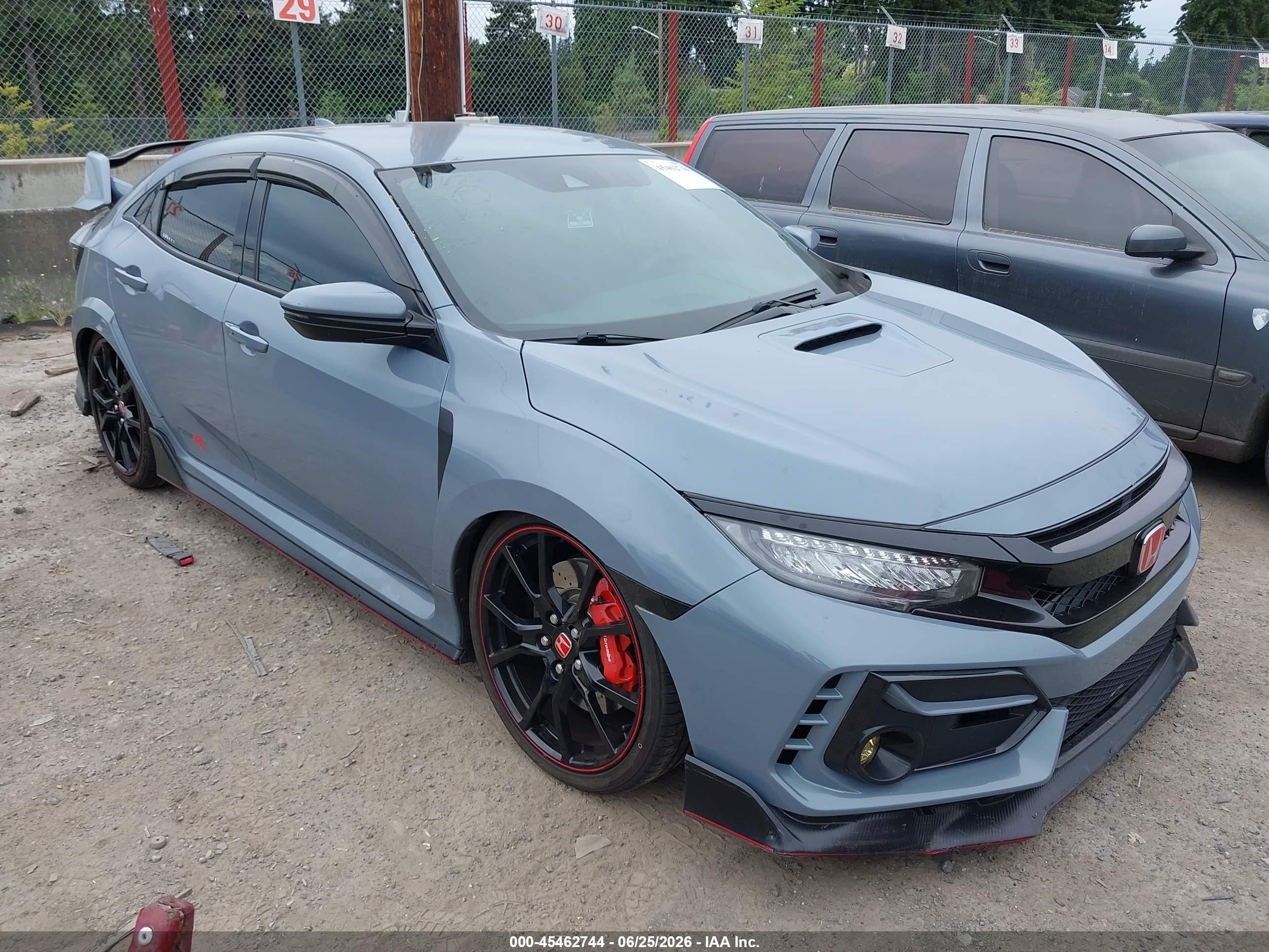 2021 Honda Civic Type R Touring, VIN SHHFK8G77MU205861 — Front end