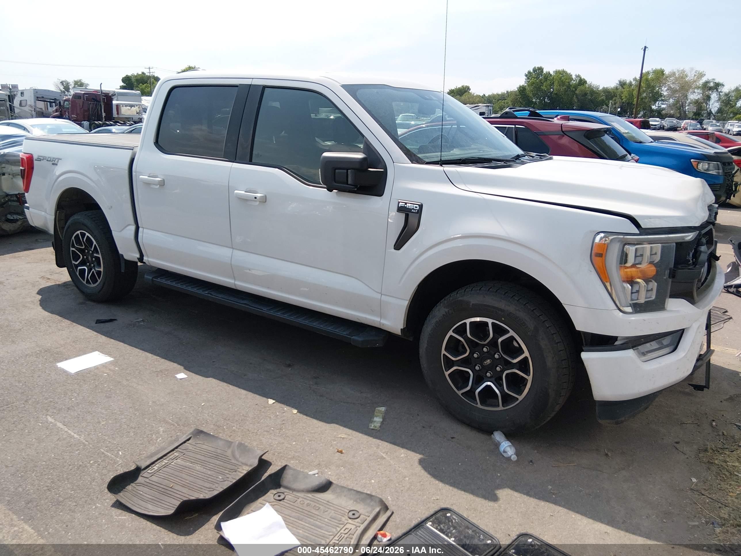 2021 Ford F-150 XL, VIN 1FTEW1EP6MFA62490 — Front end