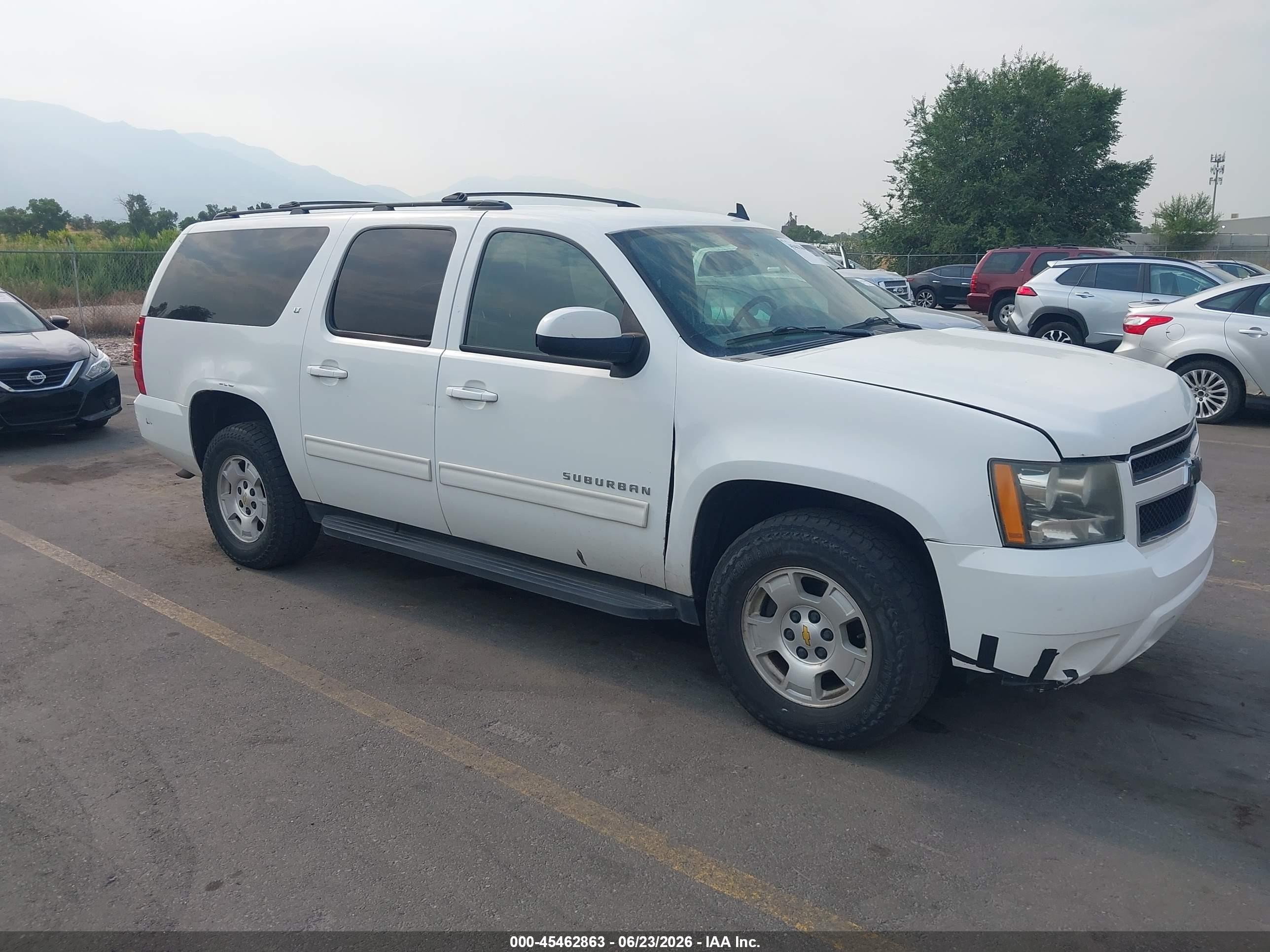 2010 Chevrolet Suburban LT, VIN 1GNUKJE30AR115092 — Обычный износ