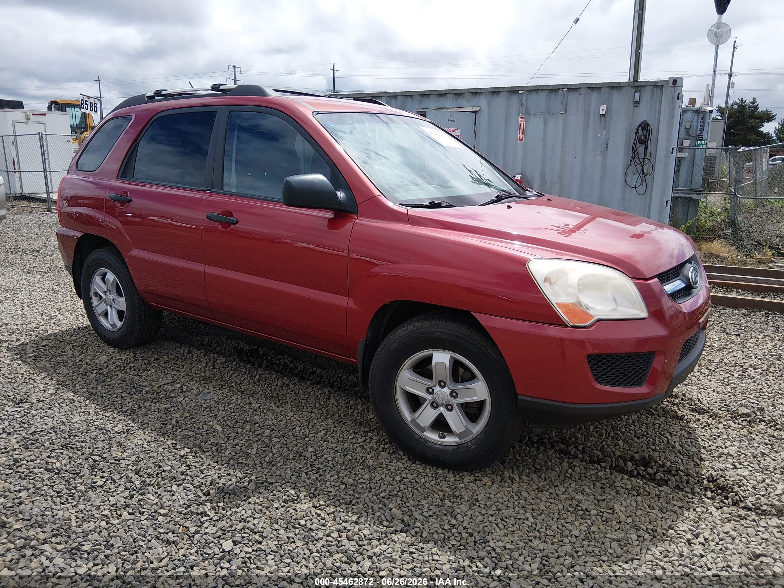 2009 Kia Sportage LX, VIN KNDJE723197576061 — Front end