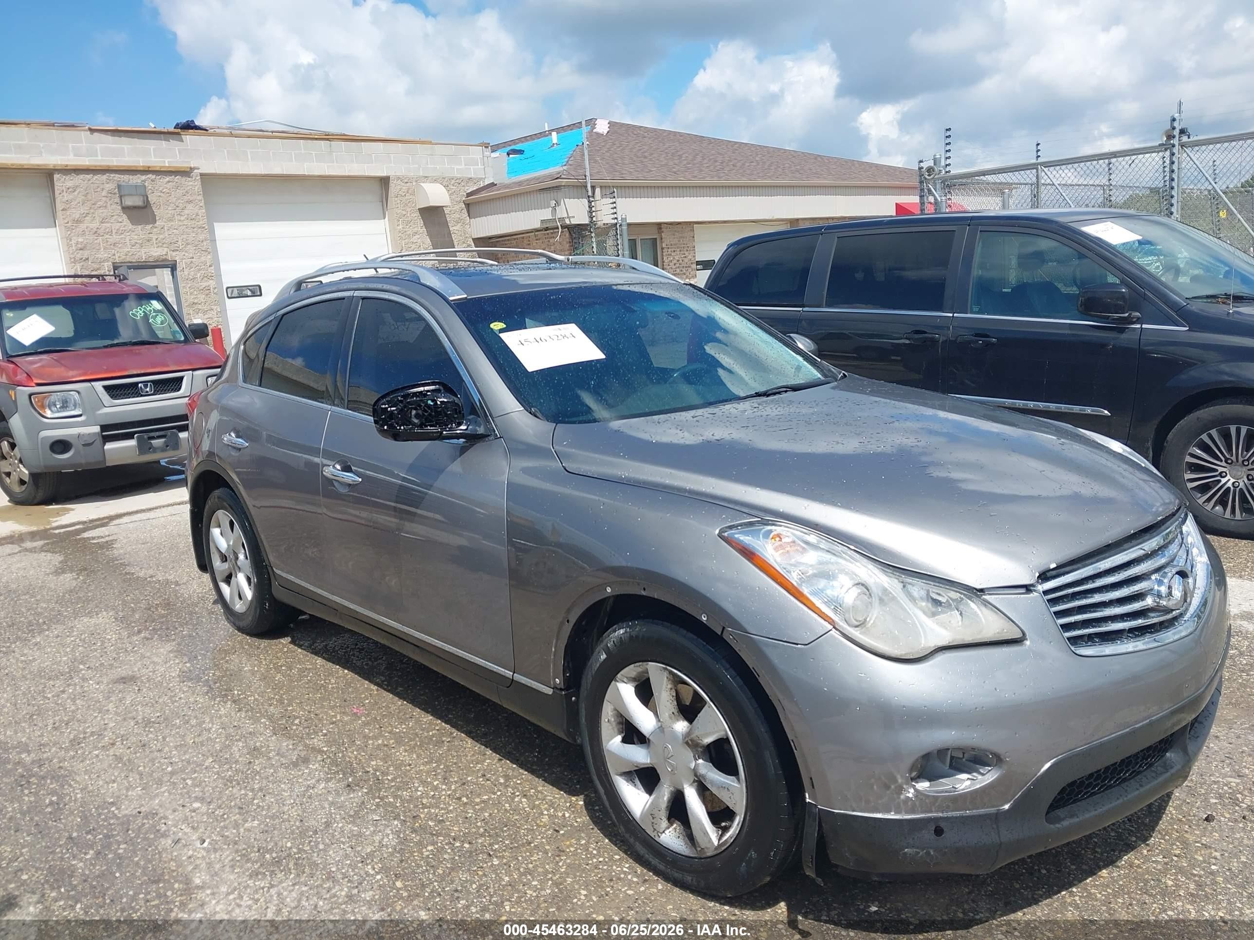 2010 Infiniti EX Journey, VIN JN1AJ0HRXAM756985 — Normal wear
