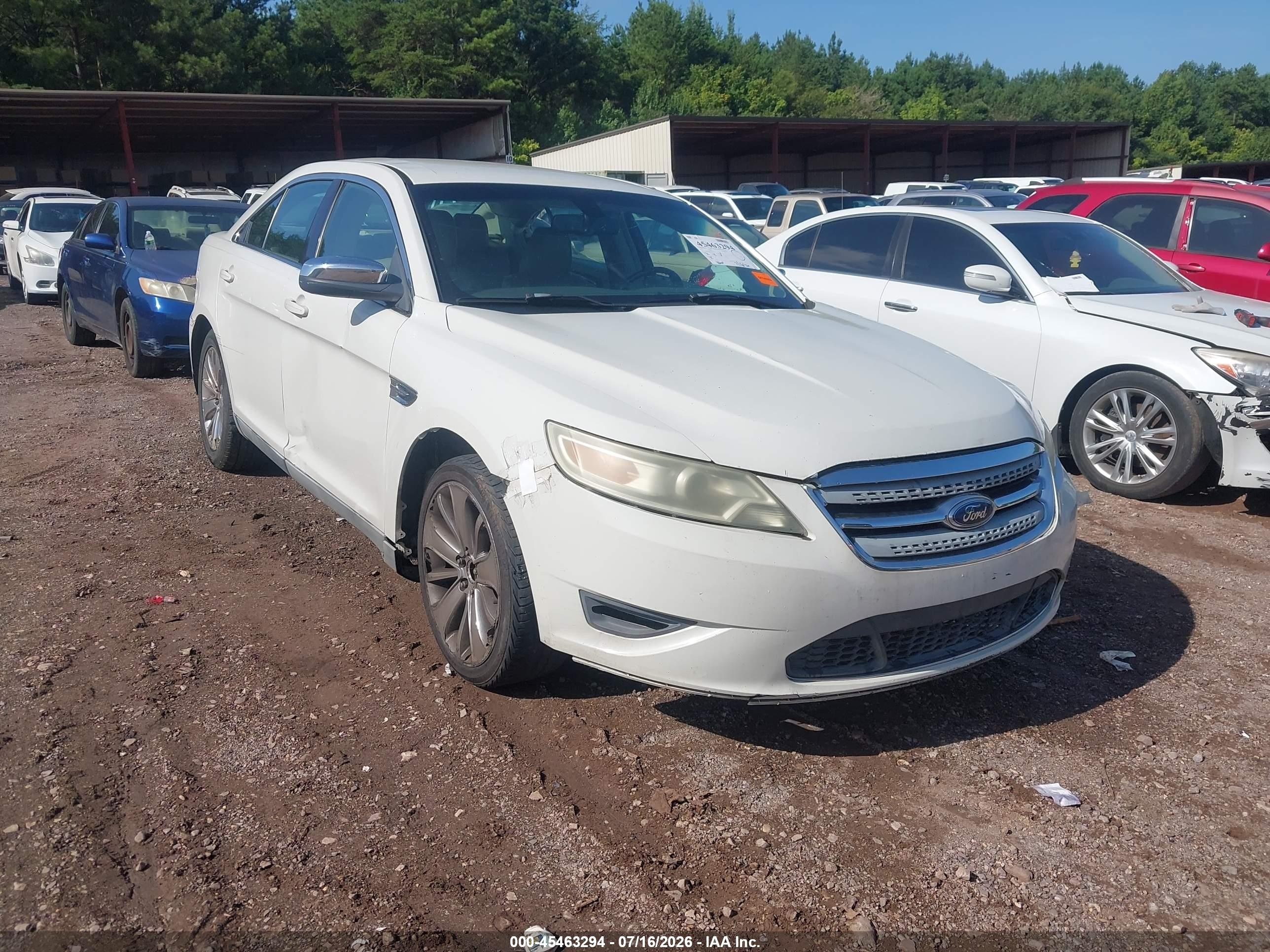 2010 Ford Taurus Limited, VIN 1FAHP2FW9AG136437 — Normal wear