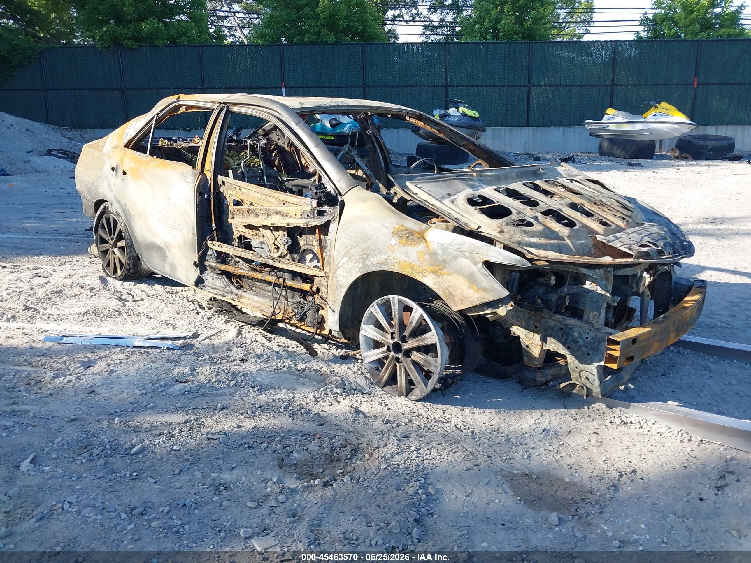 2013 Toyota Camry XLE, VIN 4T1BD1FK2DU077457 — Burn