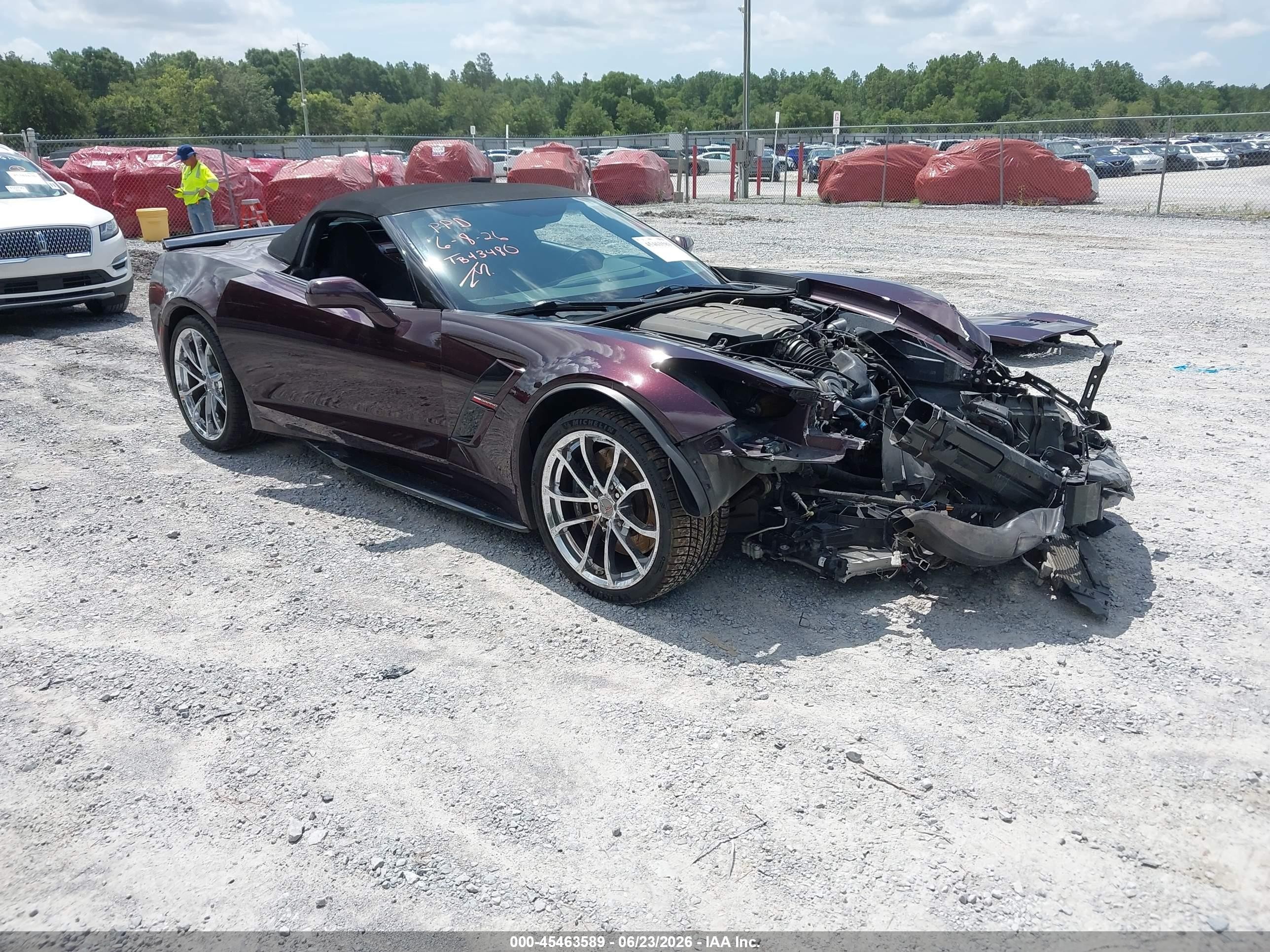 2017 Chevrolet Corvette Grand Sport 2LT, VIN 1G1YY3D73H5108642 — Front end