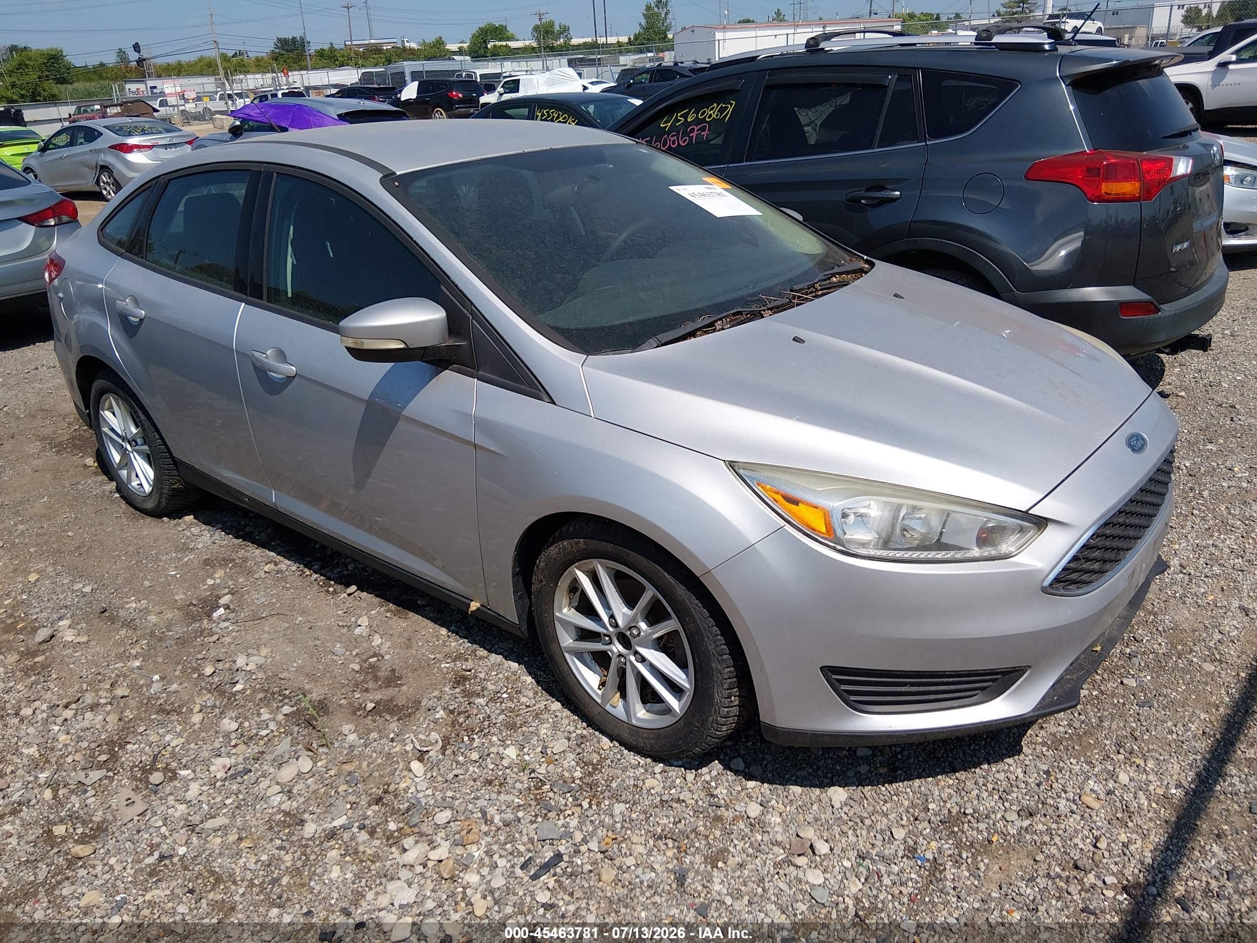 2015 Ford Focus SE, VIN 1FADP3F23FL346791 — Normal wear