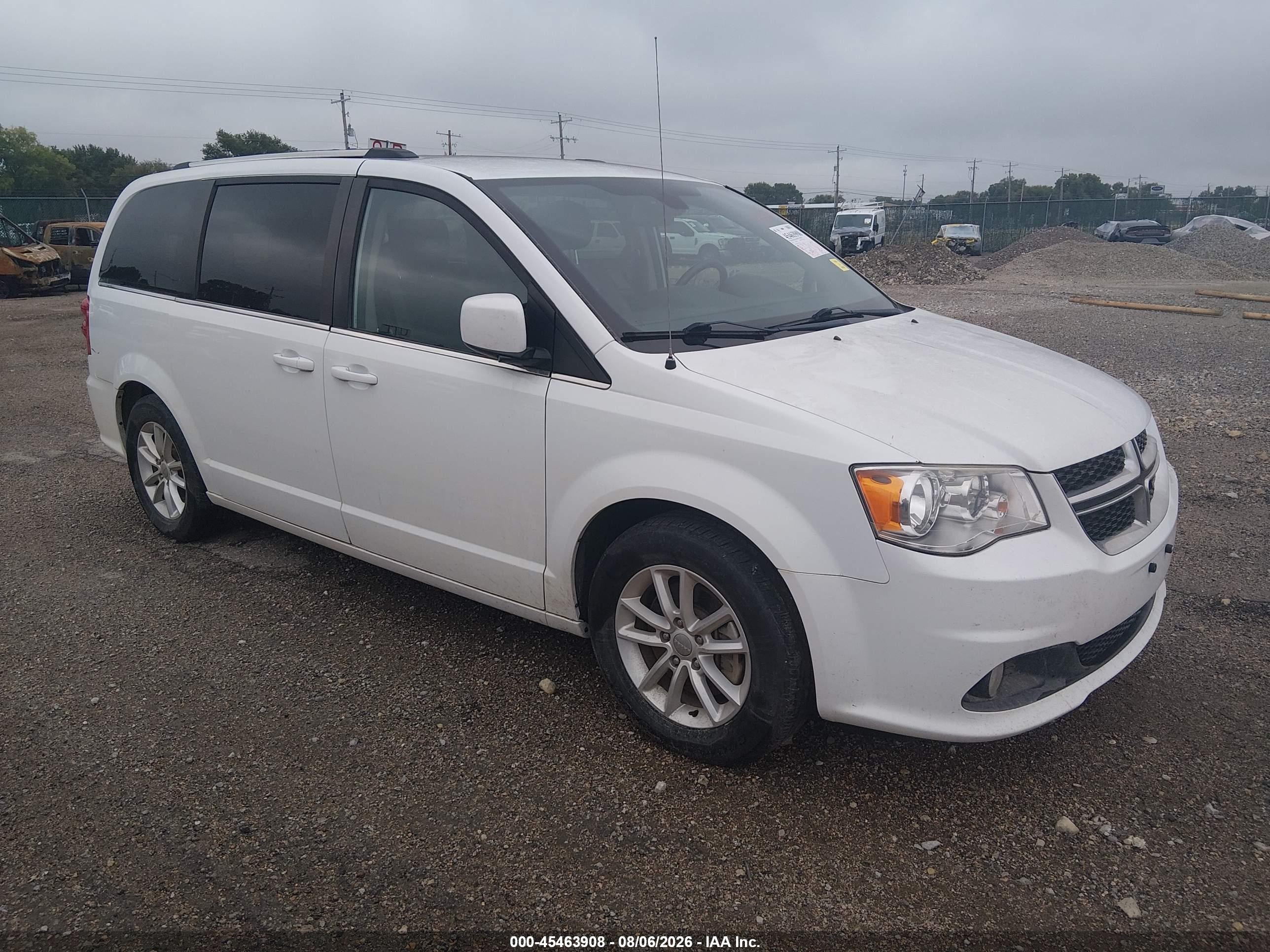 2019 Dodge Grand Caravan SXT, VIN 2C4RDGCG0KR621468 — Water / flood
