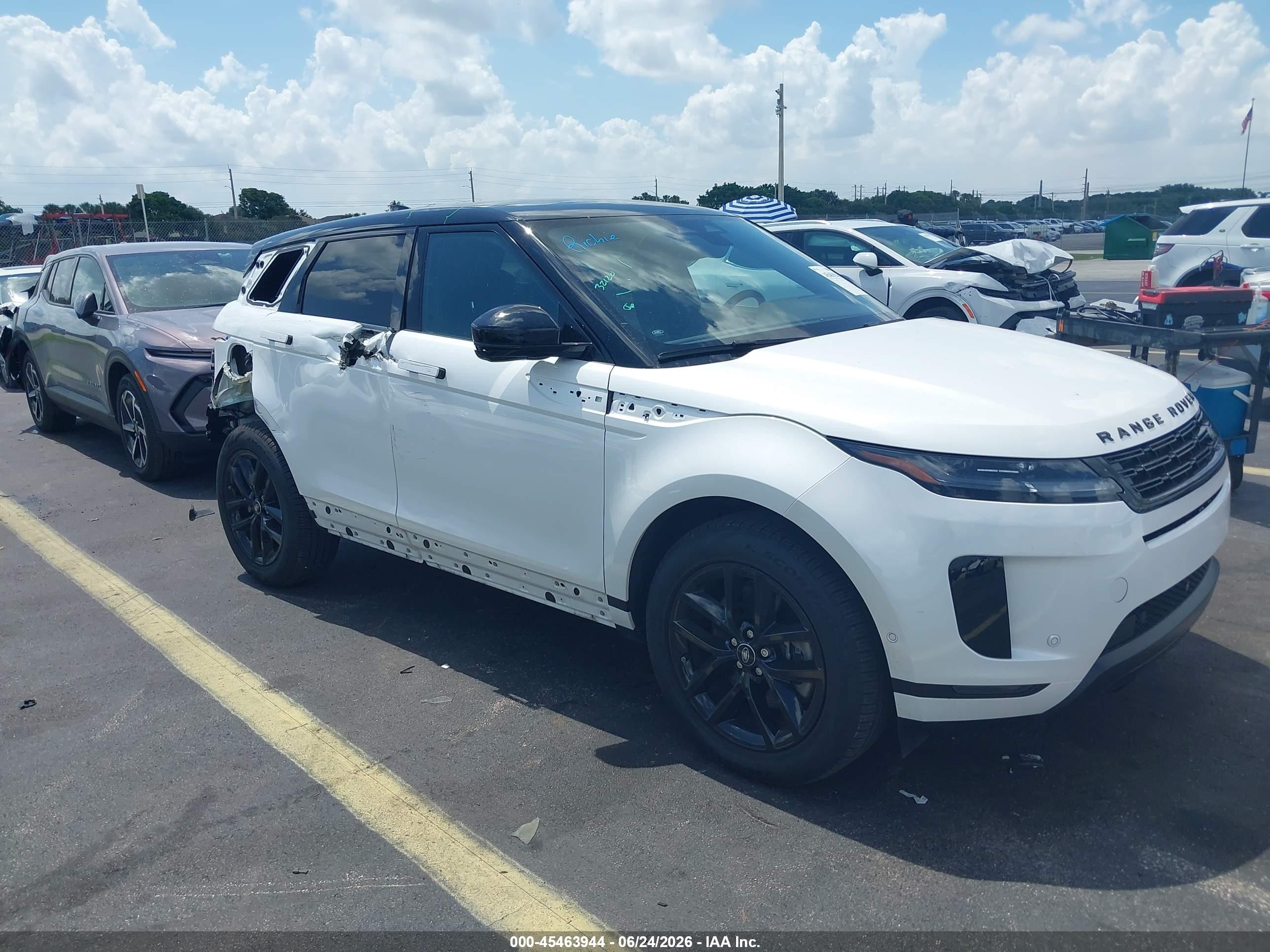 2024 Land Rover Range Rover Evoque Core S, VIN SALZJ2FX4RH249185 — Side