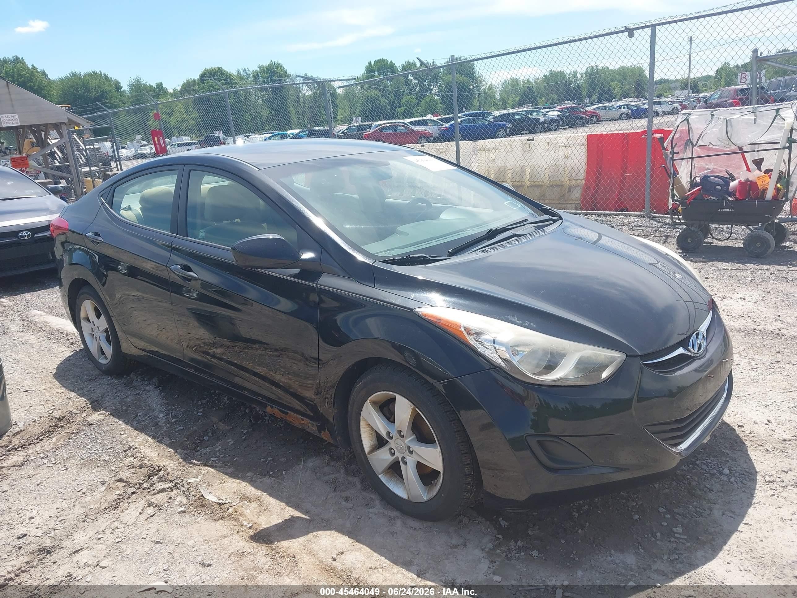 2011 Hyundai Elantra GLS, VIN KMHDH4AE3BU126341 — Side