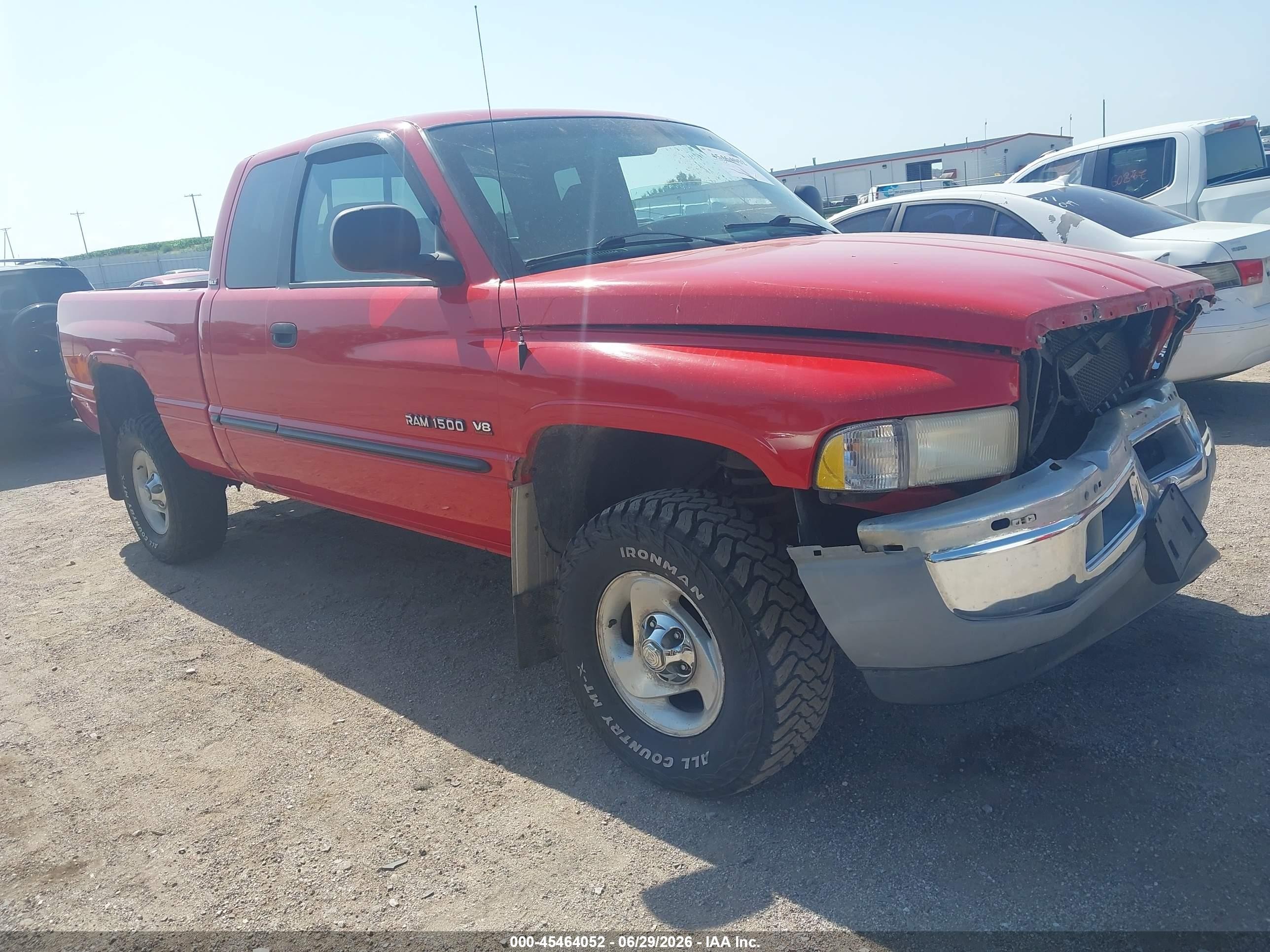 2001 Dodge 1500, VIN 1B7HF13Z11J276488 — Front end