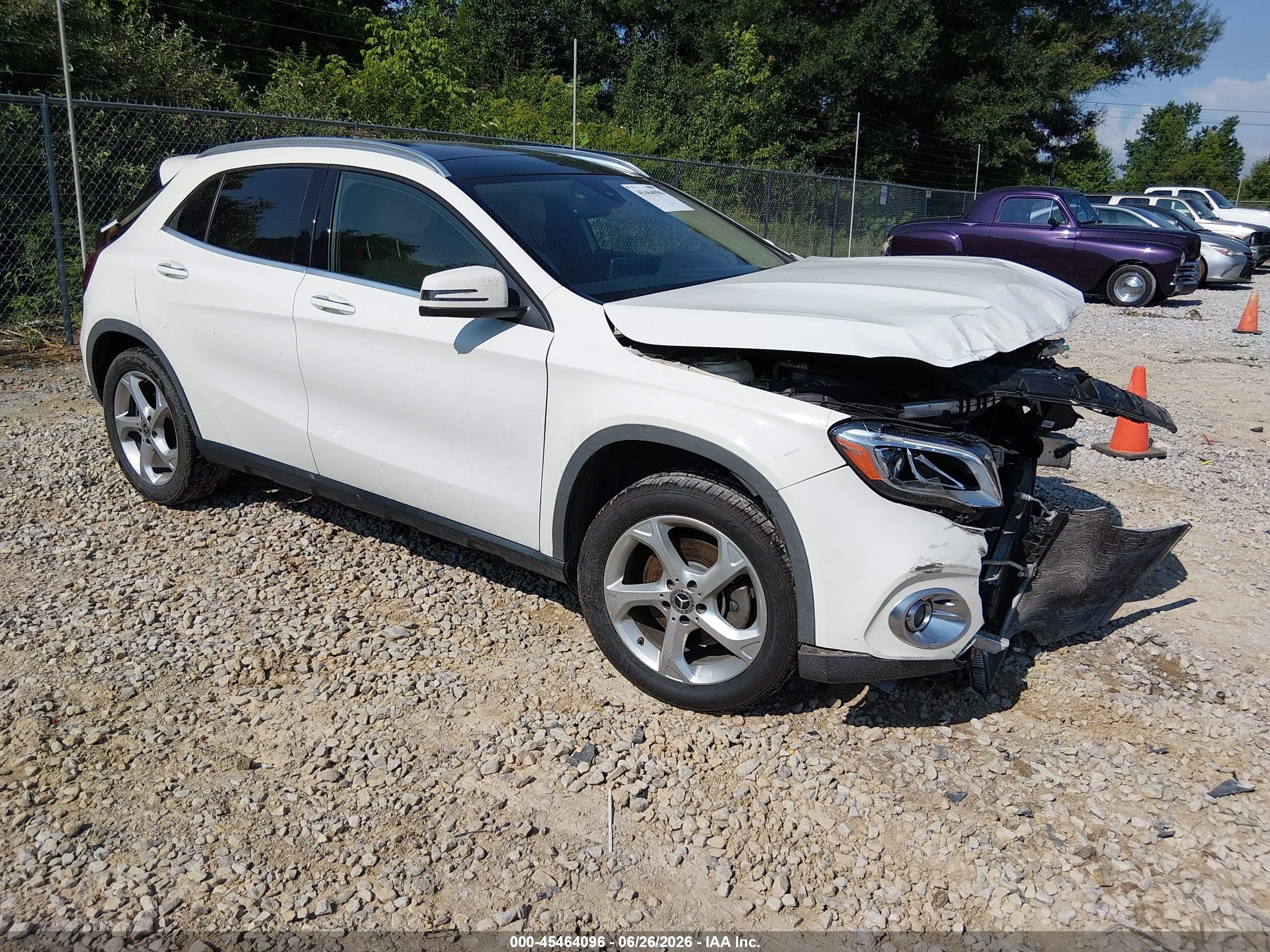 2018 Mercedes-Benz GLA 250, VIN WDCTG4EB3JJ451228 — Front end