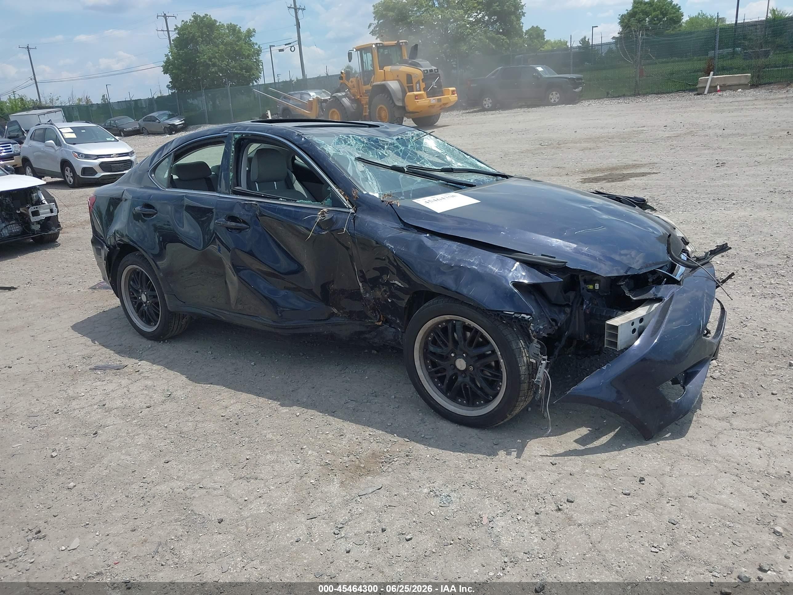 2008 Lexus IS 250, VIN JTHCK262185020041 — Front end