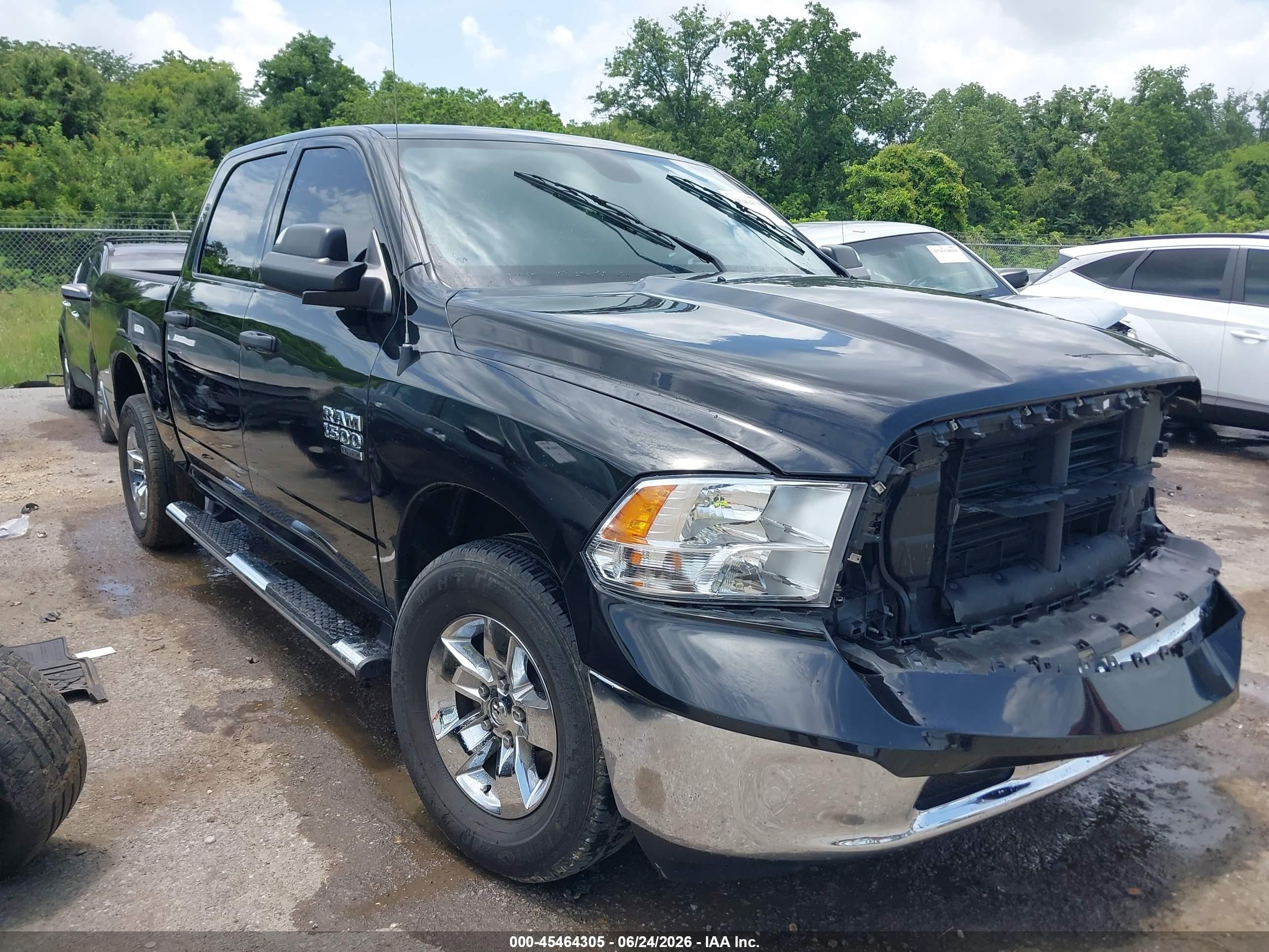 2023 Ram 1500 Warlock, VIN 1C6RR7LG1PS517599 — Перед