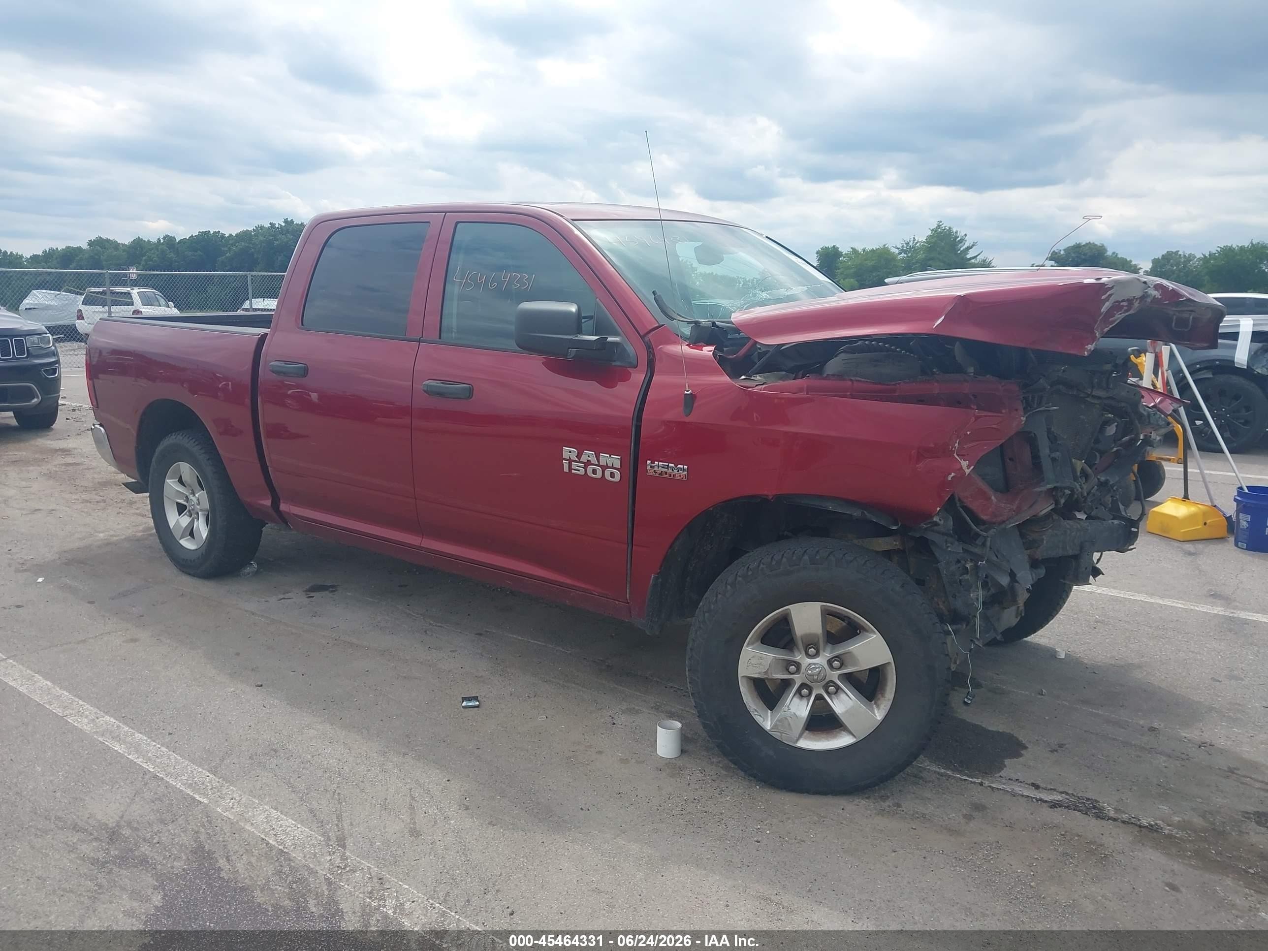2015 Ram 1500 SSV, VIN 1C6RR7XT9FS545754 — Перед
