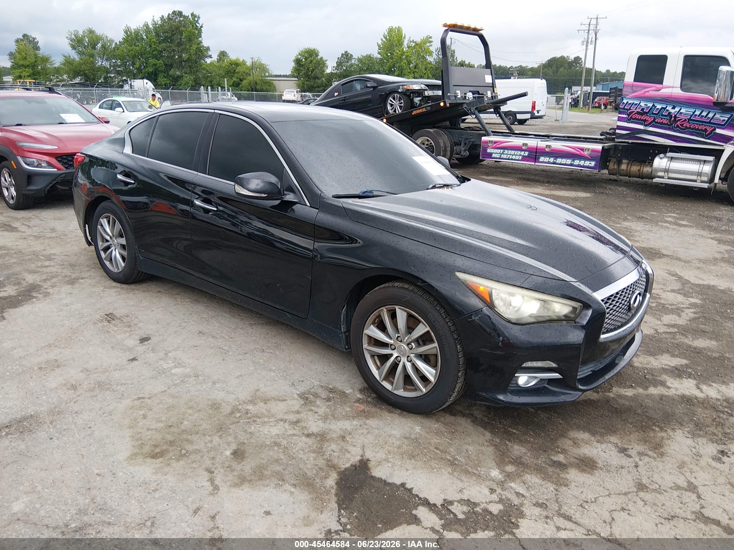 2014 Infiniti Q50 Sport, VIN JN1BV7AR8EM681799 — Normal wear