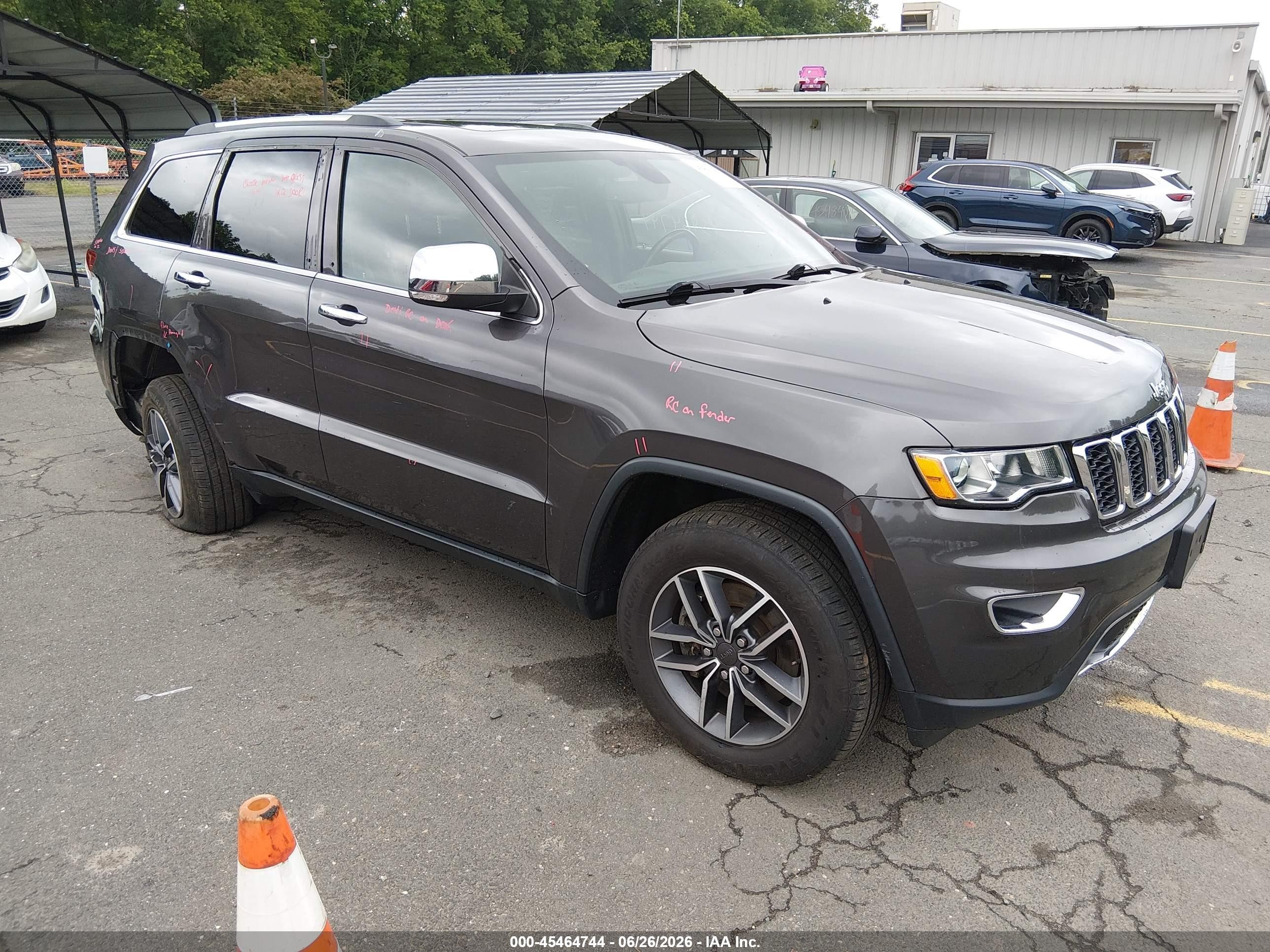 2021 Jeep Grand Cherokee Limited, VIN 1C4RJFBG1MC753834 — Side