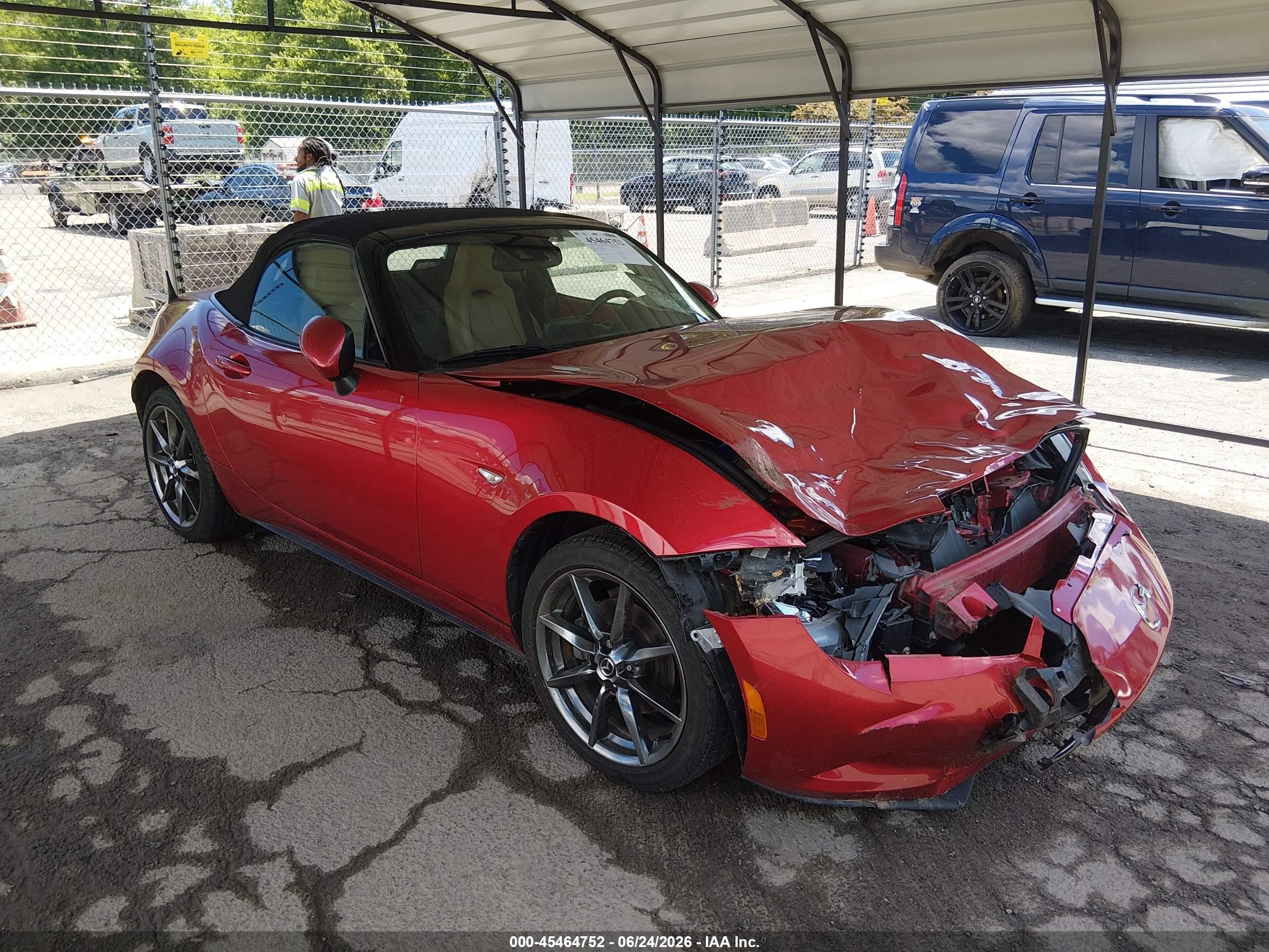 2016 Mazda MX-5 Miata Grand Touring, VIN JM1NDAD75G0100192 — Front end