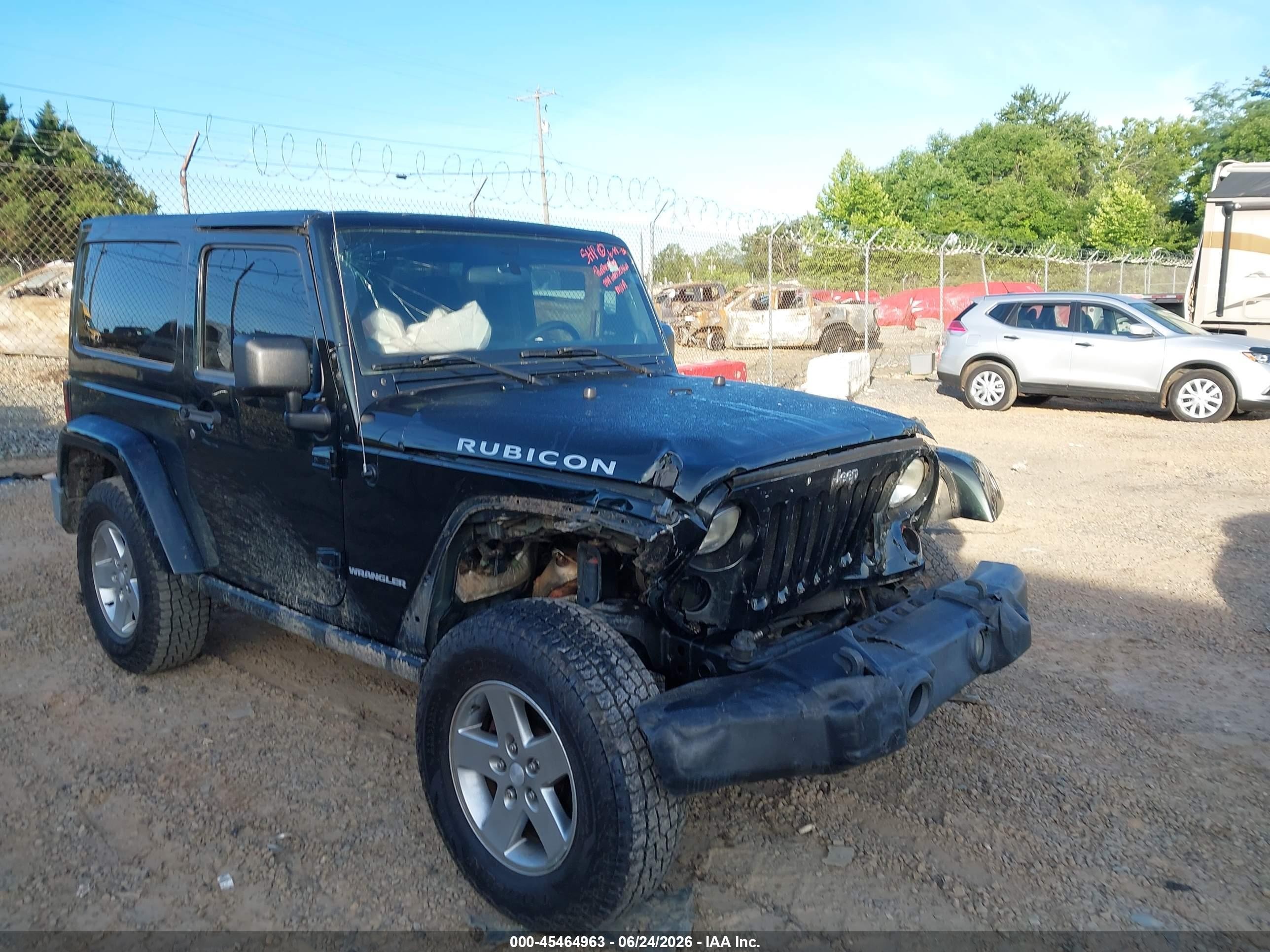 2012 Jeep Wrangler Rubicon, VIN 1C4BJWCGXCL163453 — Front end