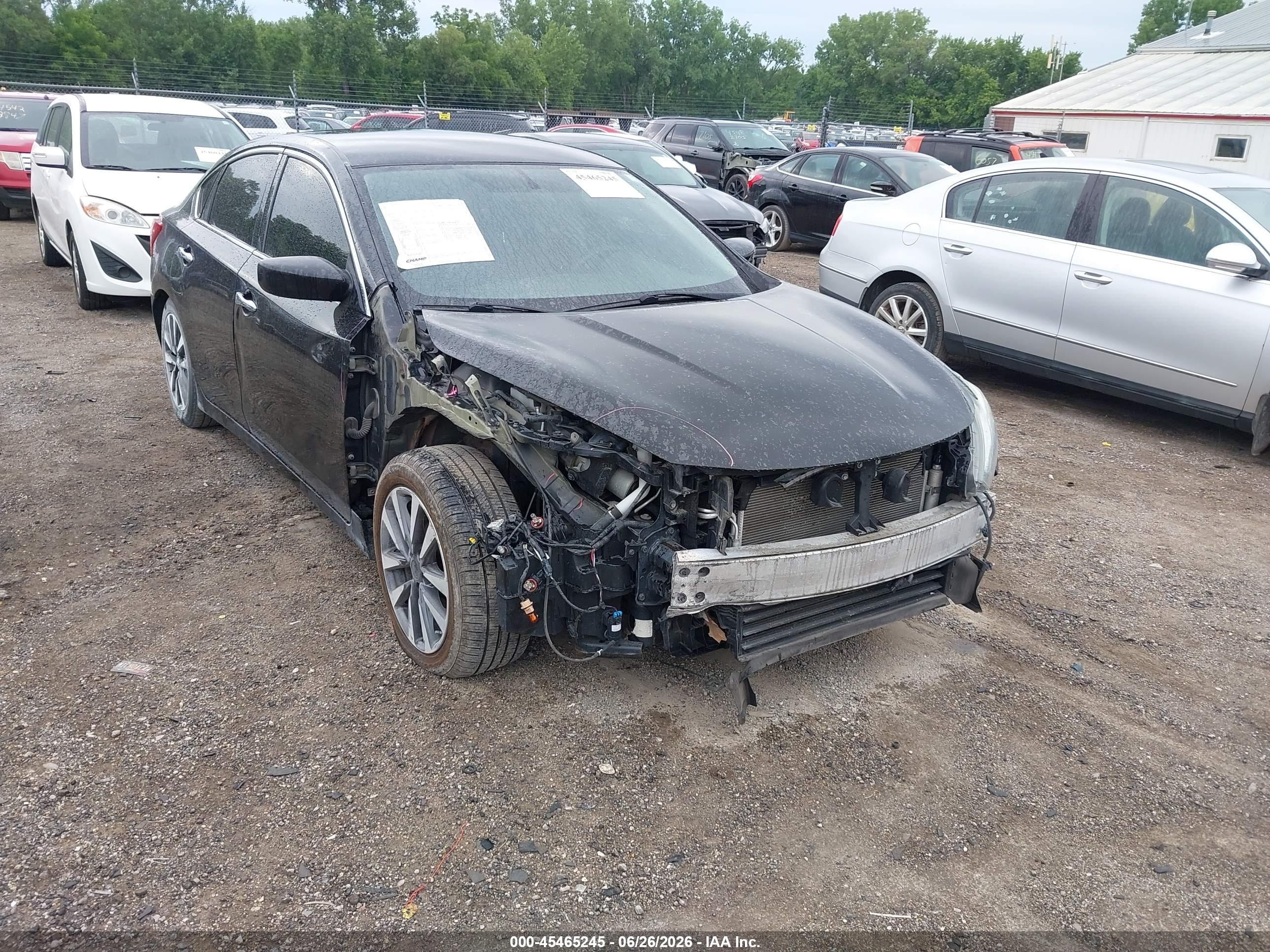 2017 Nissan Altima SL, VIN 1N4AL3AP4HC235428 — Front end