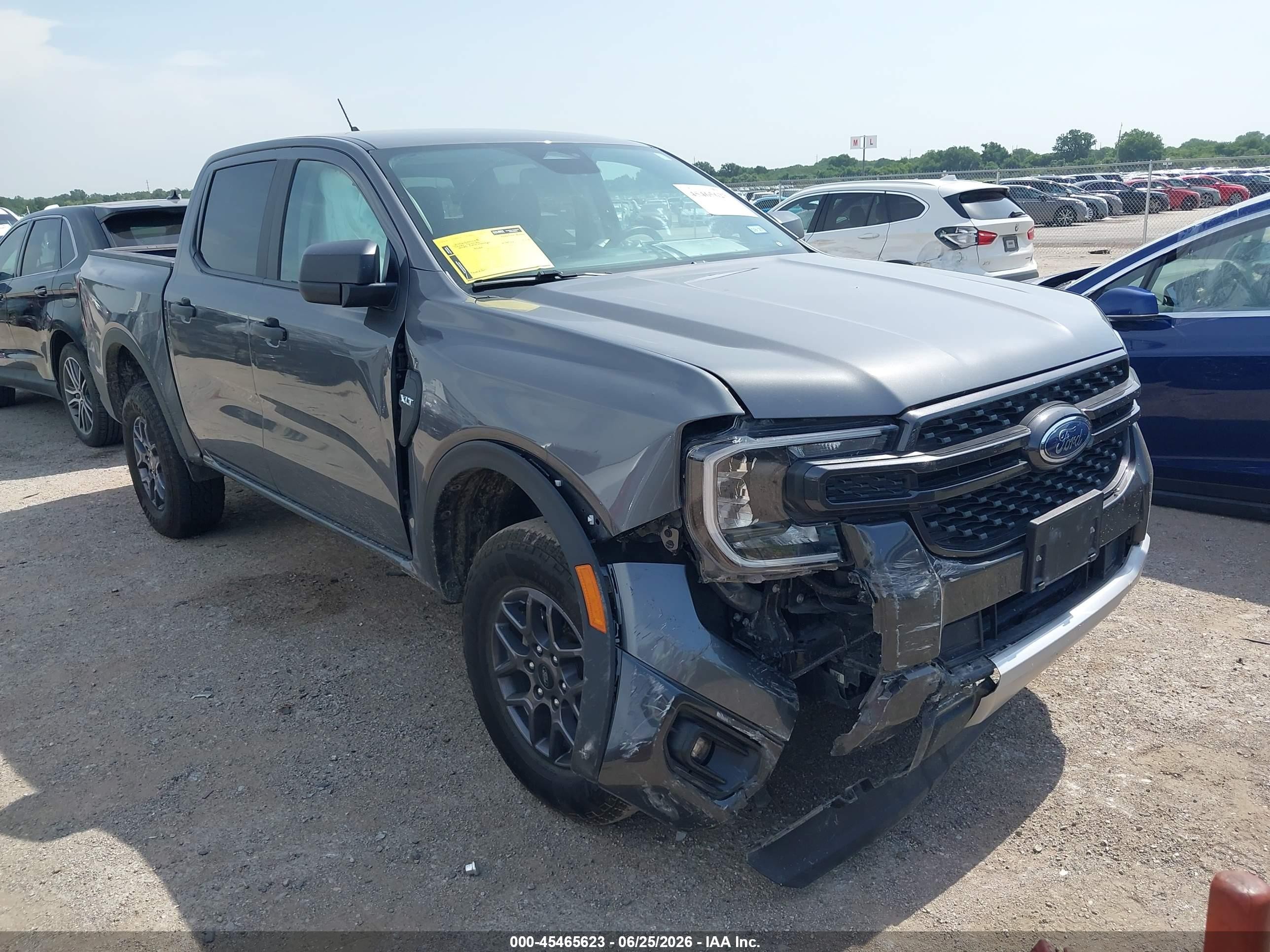 2025 Ford Ranger XLT, VIN 1FTER4GH1SLE34363 — Перед
