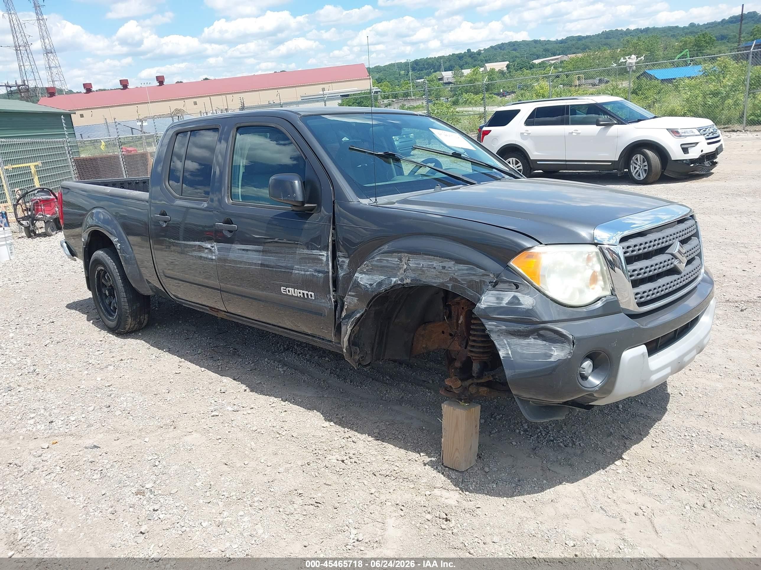 2010 Suzuki Equator, VIN 5Z61D0FVXAC422497 — Side