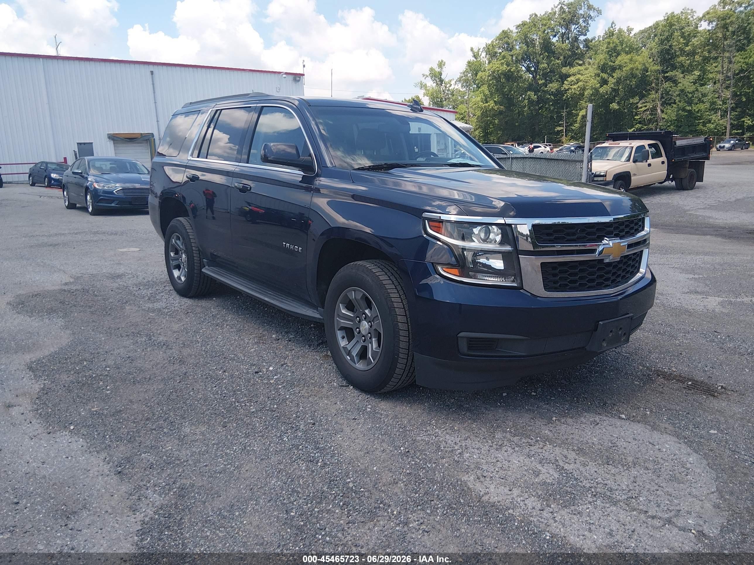 2018 Chevrolet Tahoe LS, VIN 1GNSKAEC3JR338508 — Обычный износ