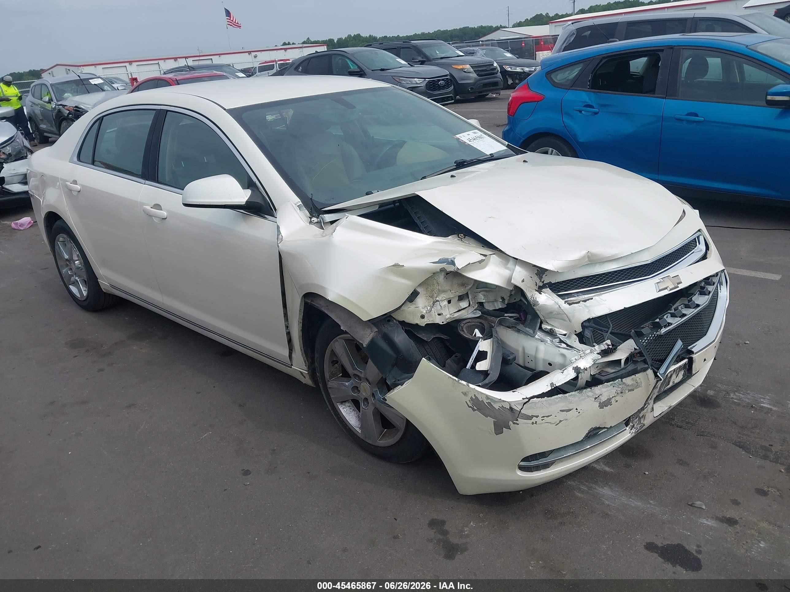 2010 Chevrolet Malibu 2LT, VIN 1G1ZD5EB5AF241157 — Перед