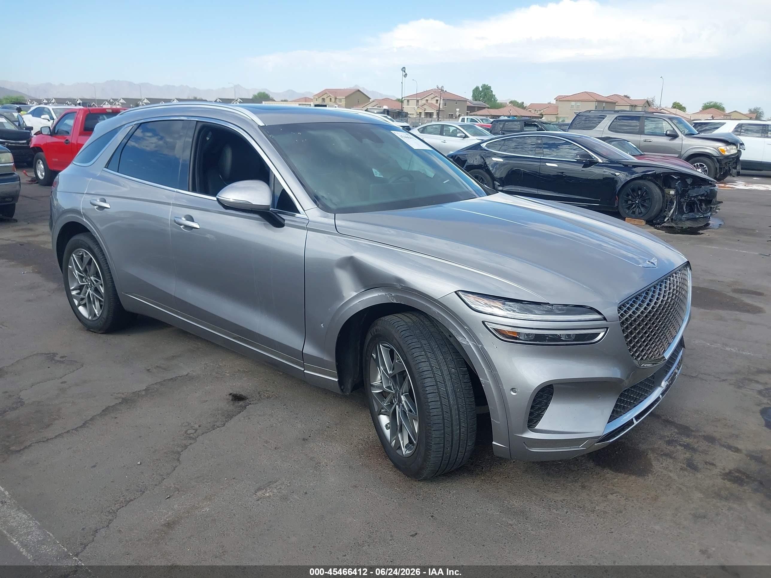 2022 Genesis GV70 2.5T, VIN KMUMADTB3NU047006 — Side