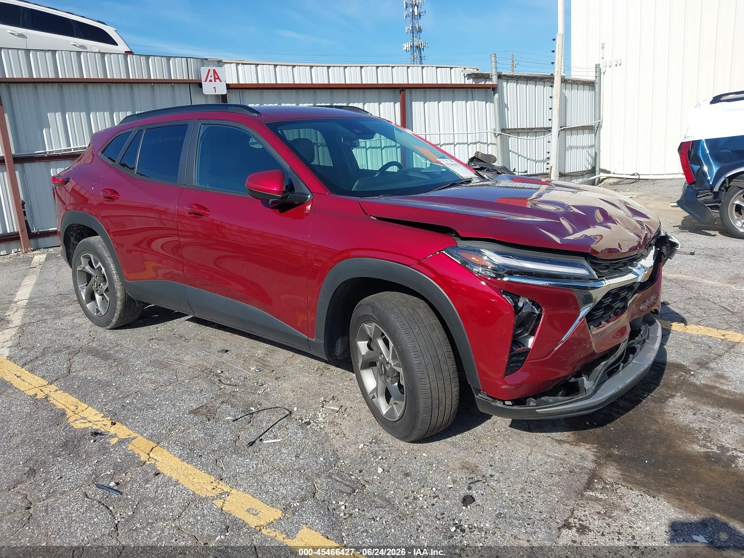 2024 Chevrolet Trax LT, VIN KL77LHE25RC162343 — Front end