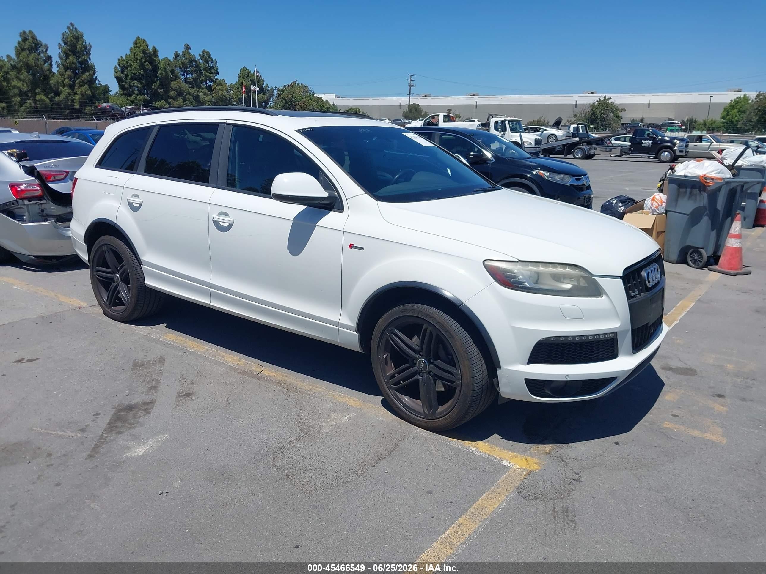 2015 Audi Q7 S line Prestige, VIN WA1DGAFE9FD013332 — Крыша