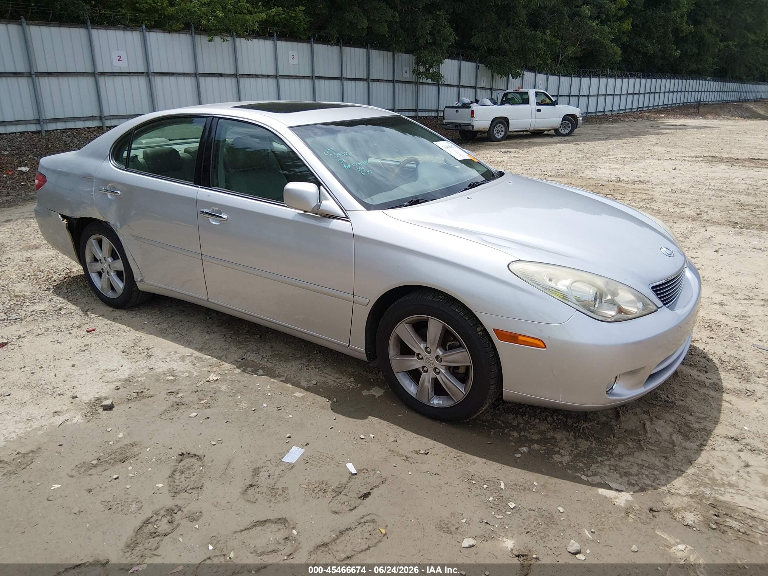 2006 Lexus ES 350, VIN JTHBA30G565164956 — Зад