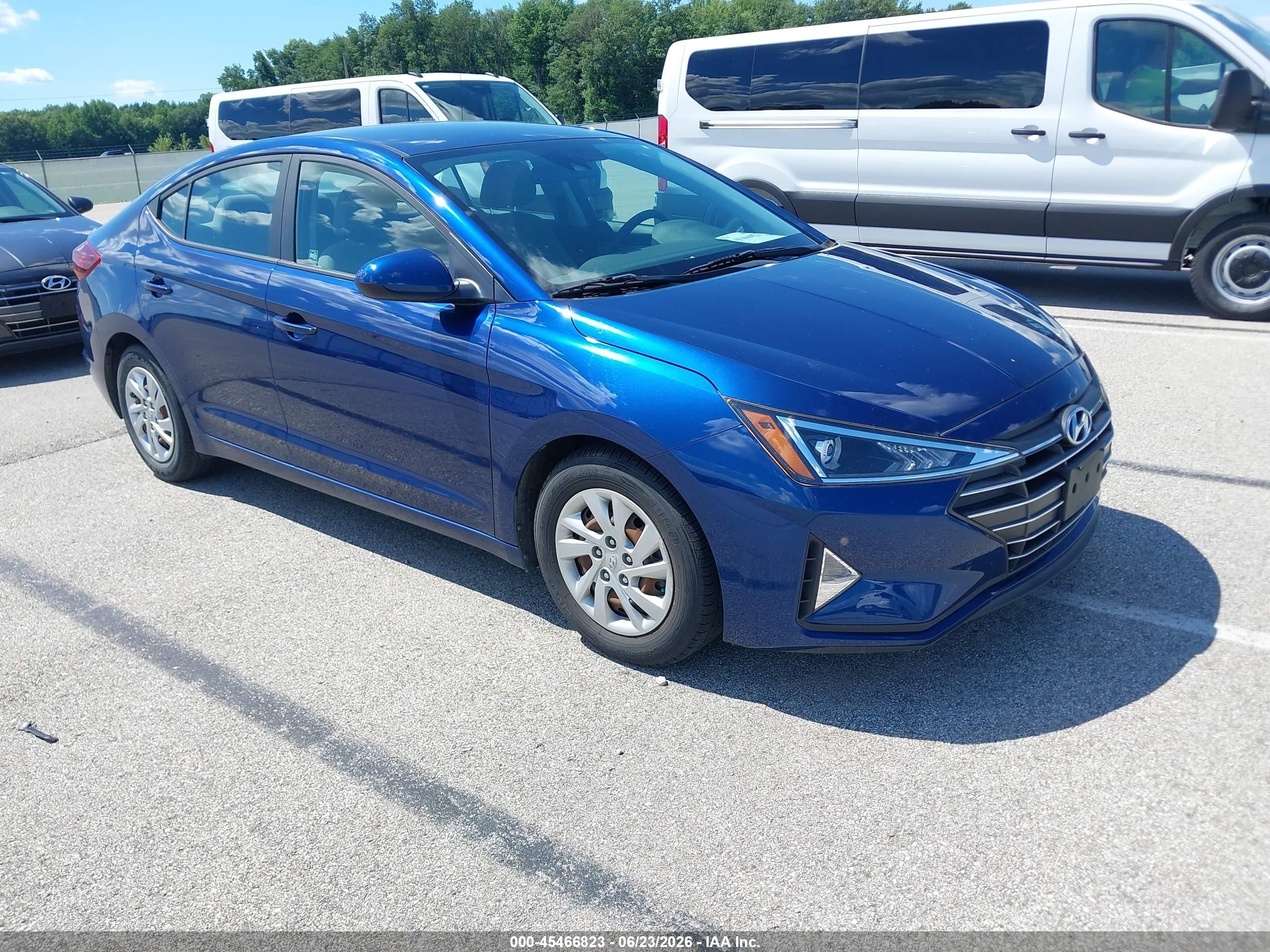 2020 Hyundai Elantra SE, VIN 5NPD74LF5LH609970 — Обычный износ