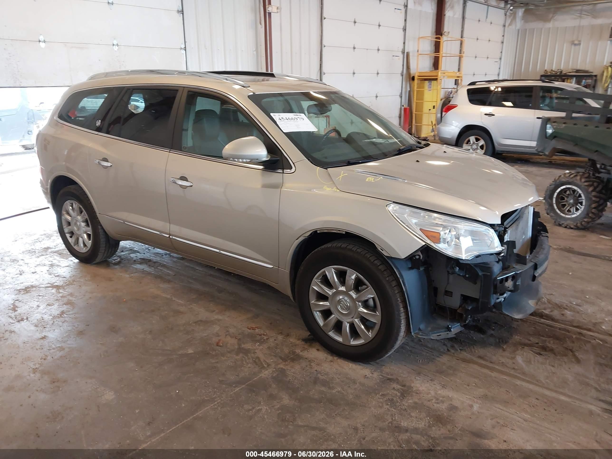 2015 Buick Enclave Leather, VIN 5GAKRBKD1FJ367200 — Front end