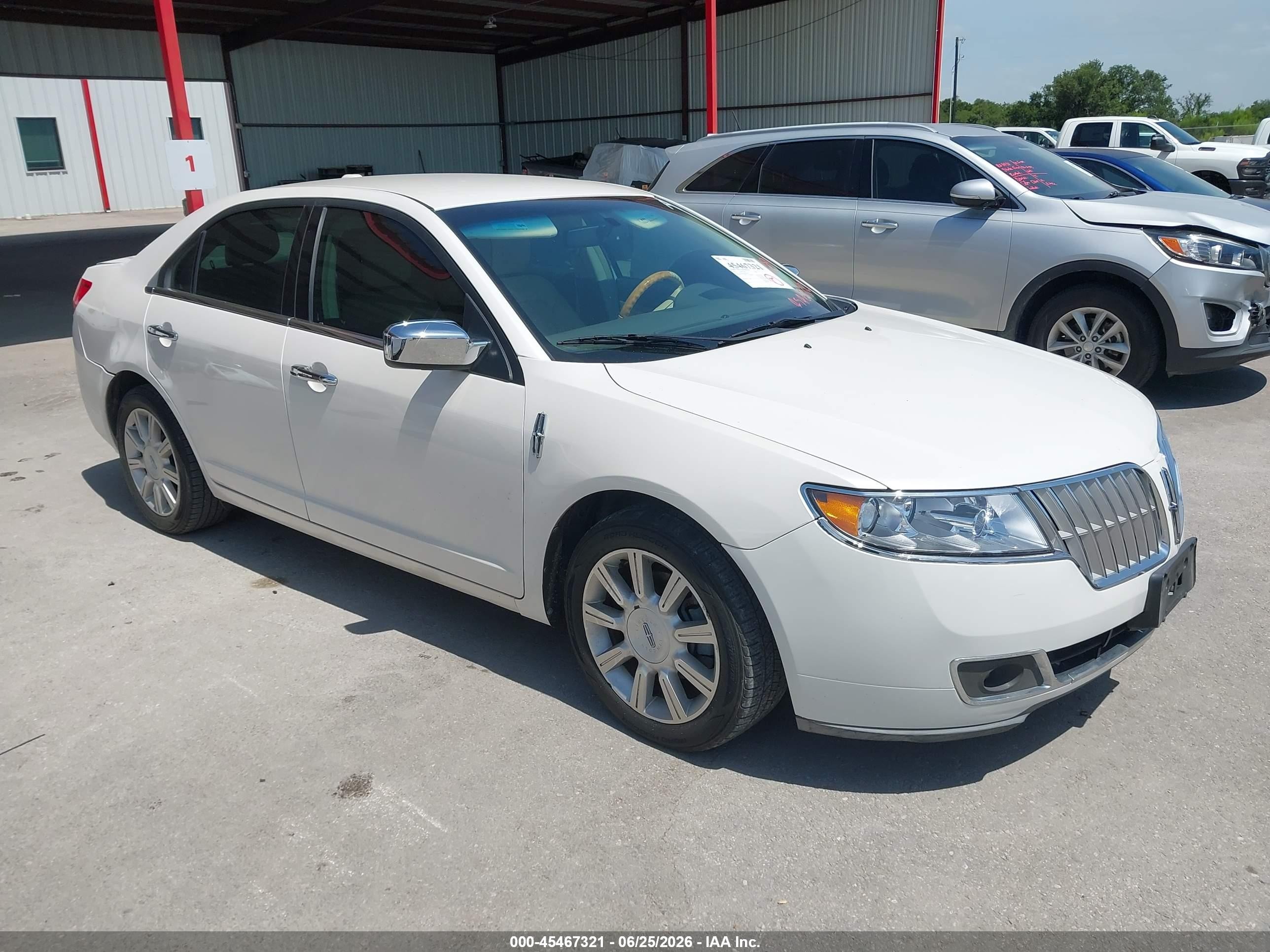 2012 Lincoln MKZ, VIN 3LNHL2GC4CR814139 — Rear end