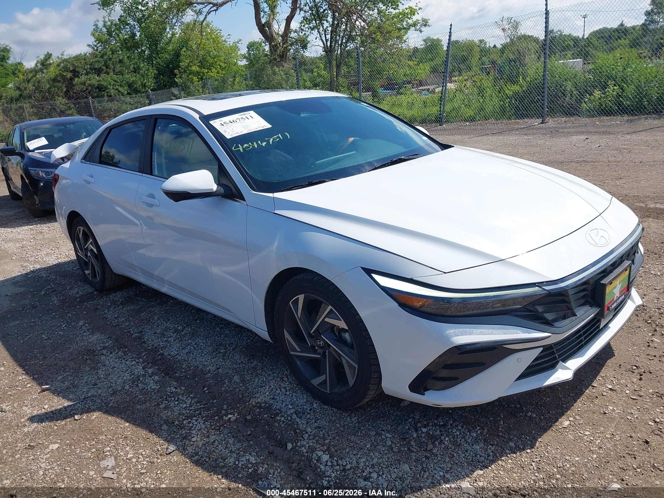 2024 Hyundai Elantra Limited, VIN KMHLP4DG8RU679623 — Rear end