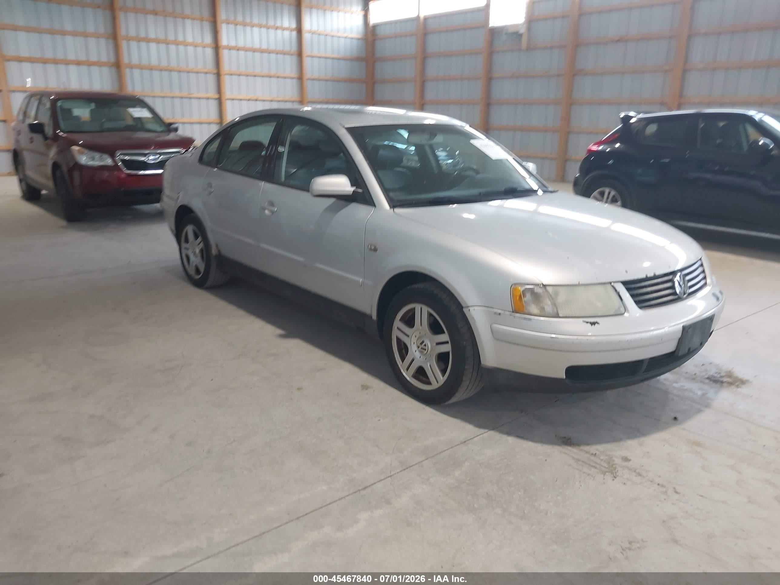 2000 Volkswagen Passat GLX, VIN WVWPD23B9YP292648 — Normal wear