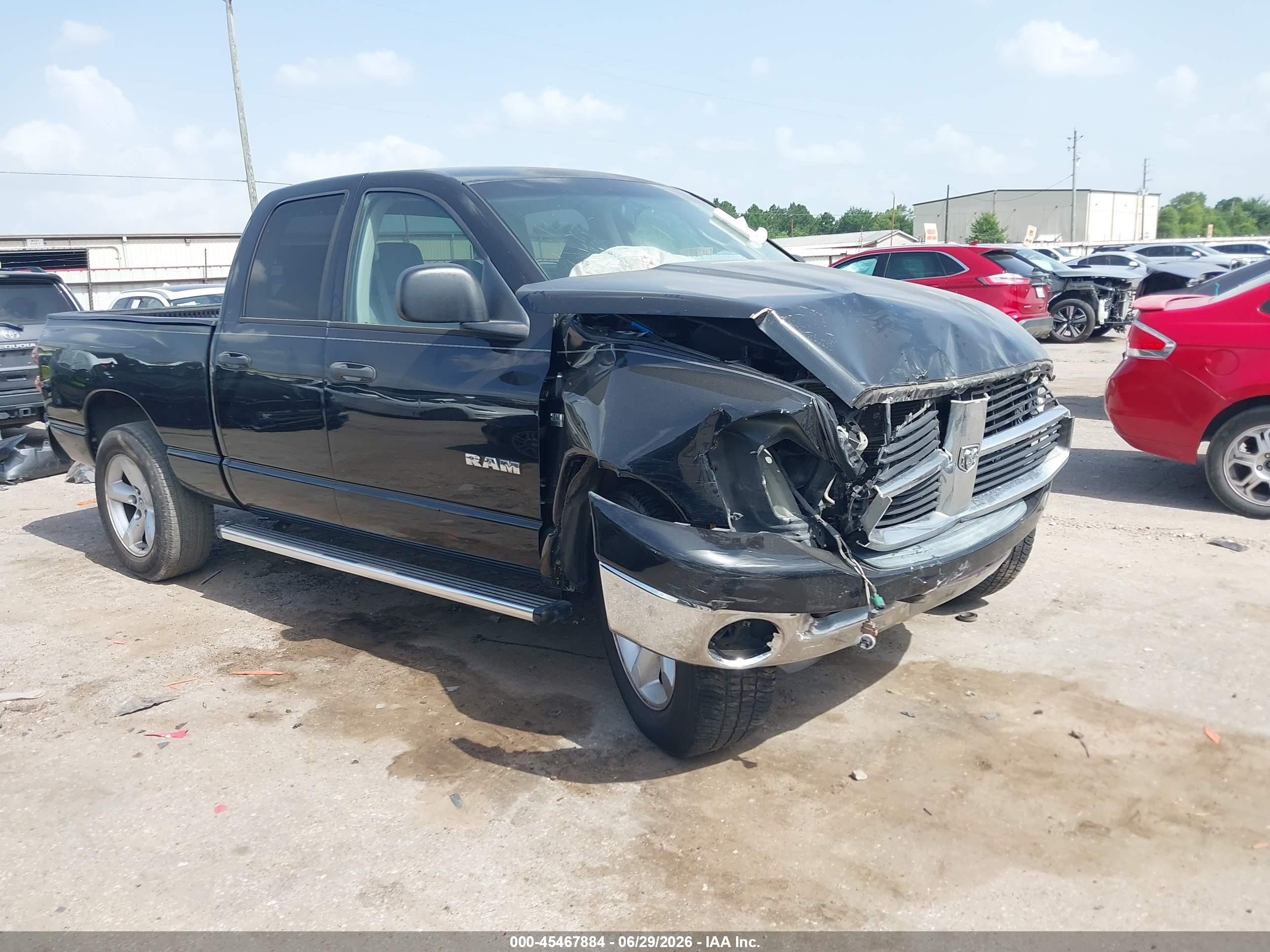 2008 Dodge 1500 Laramie, VIN 1D7HA18228J103976 — Front end