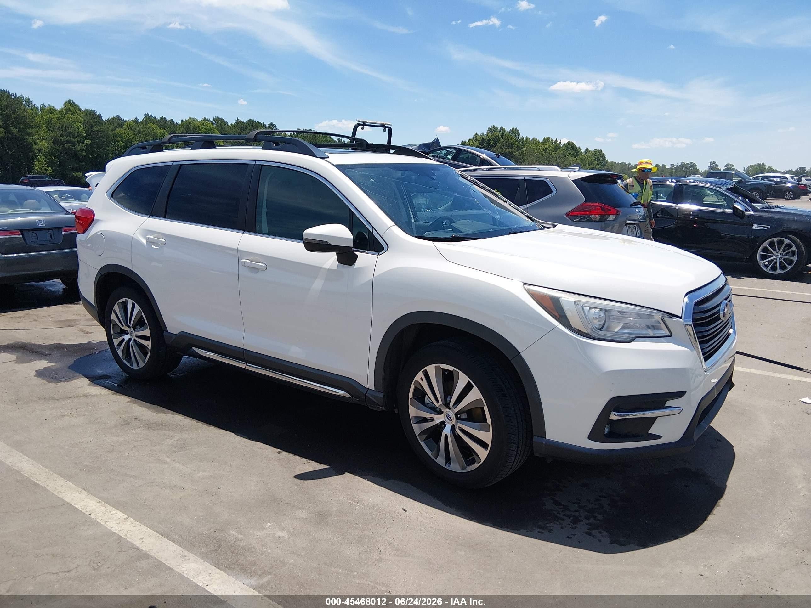 2020 Subaru Ascent Limited, VIN 4S4WMAPD7L3449476 — Side