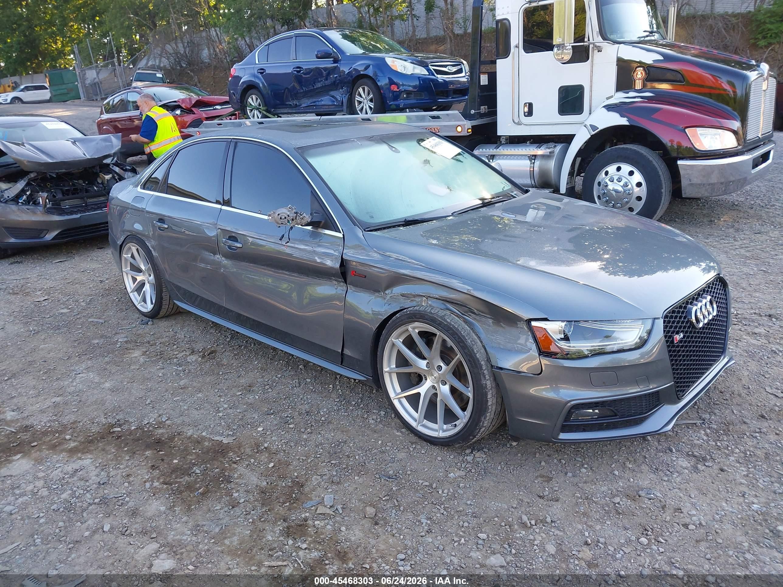 2013 Audi S4 Premium Plus, VIN WAUBGAFL3DA251829 — Бок