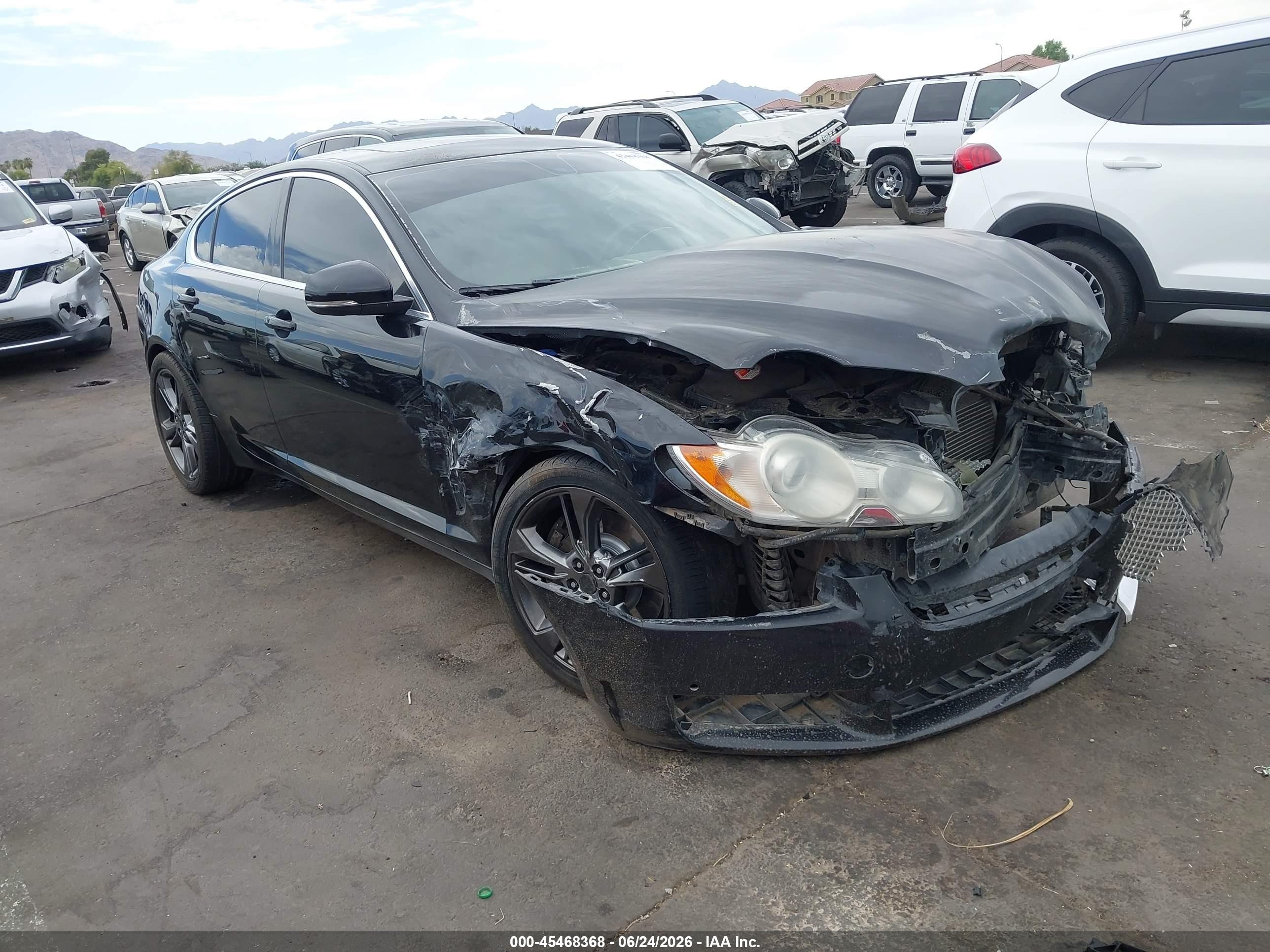 2010 Jaguar XF Premium Luxury, VIN SAJWA0GB1ALR52666 — Front end