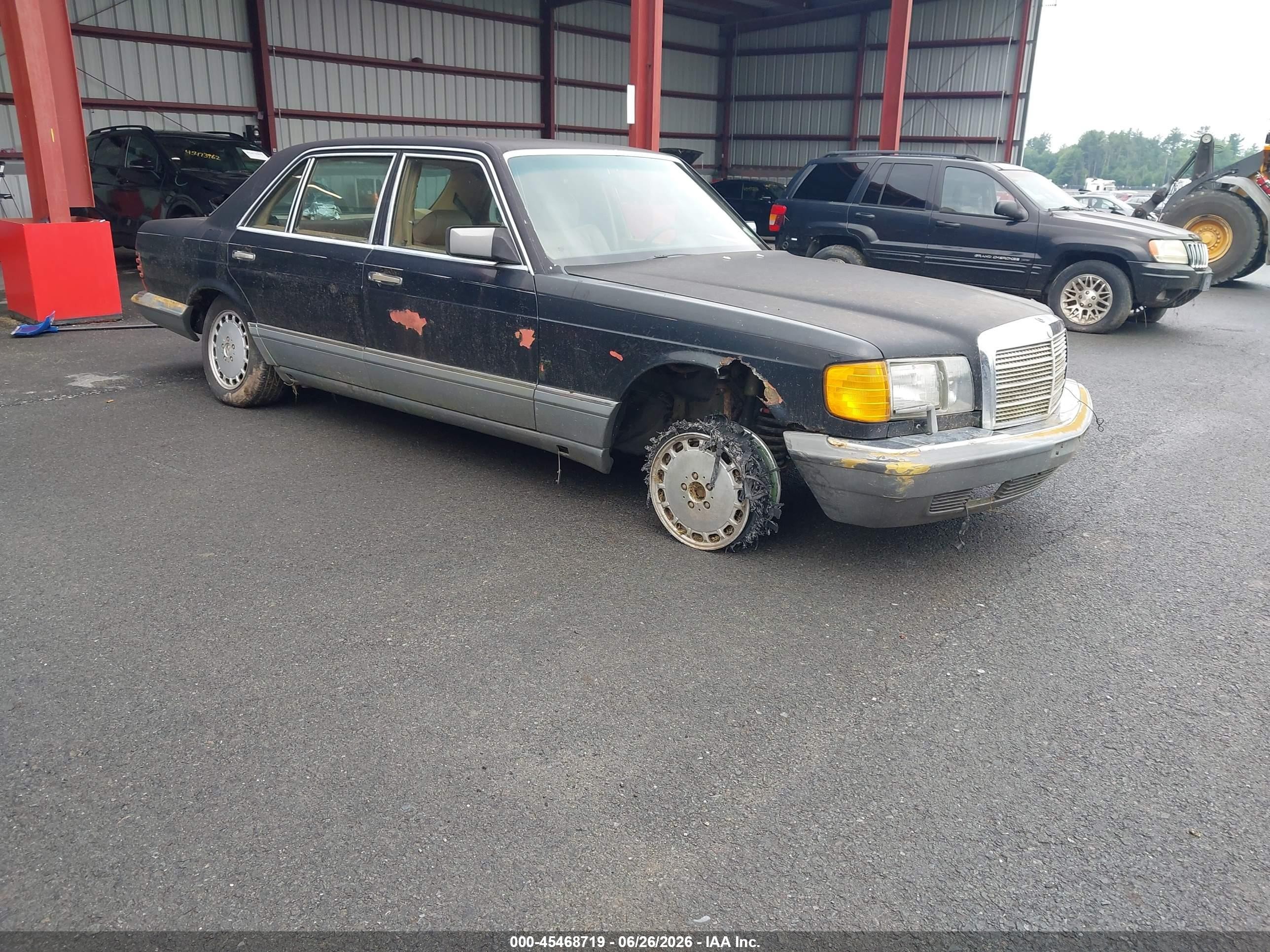 1986 Mercedes-Benz 300 SDL, VIN WDBCB25D2GA245321 — Biohazard / chemical