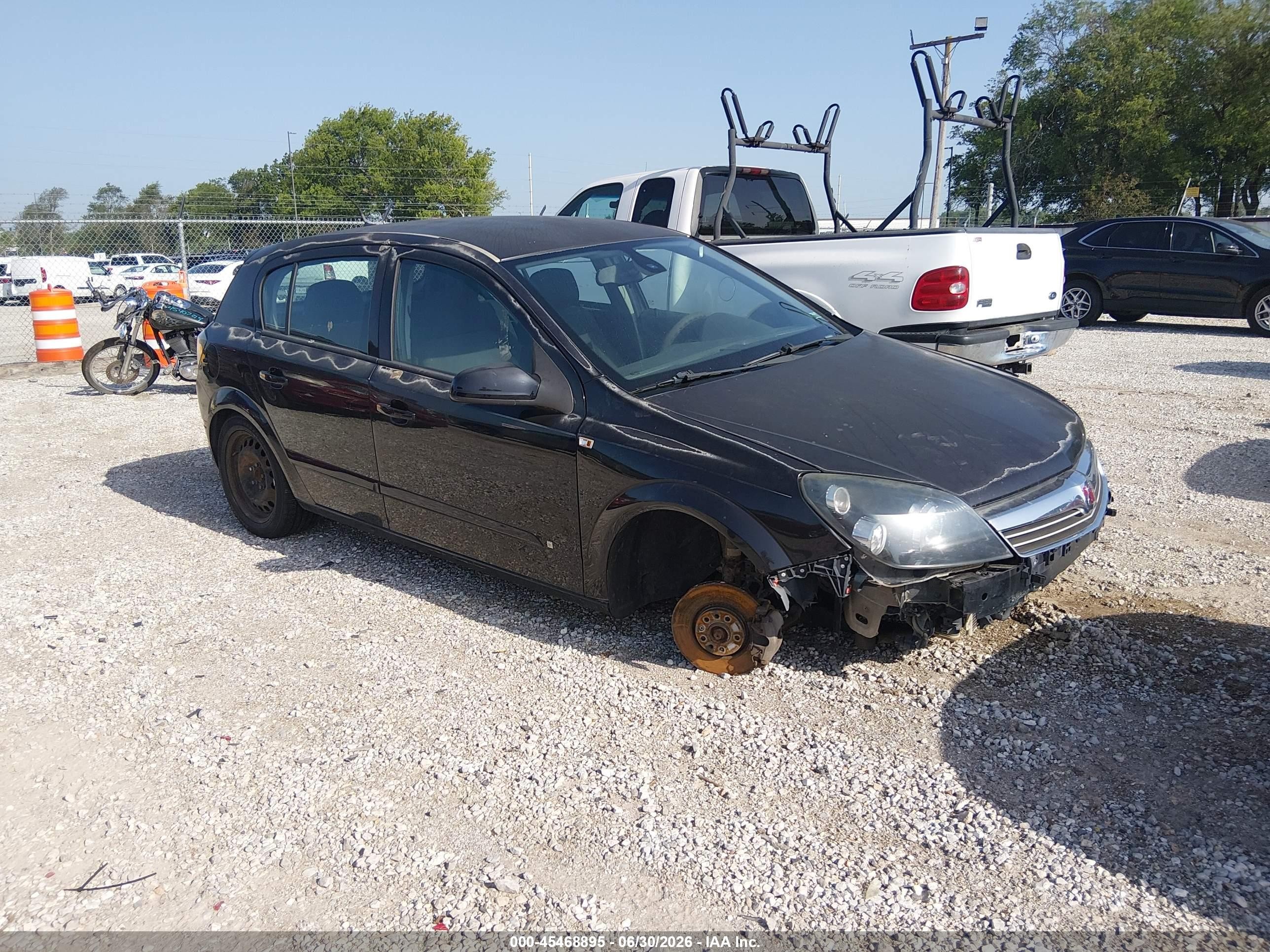 2008 Saturn Astra XE, VIN W08AR671485076484 — Front end