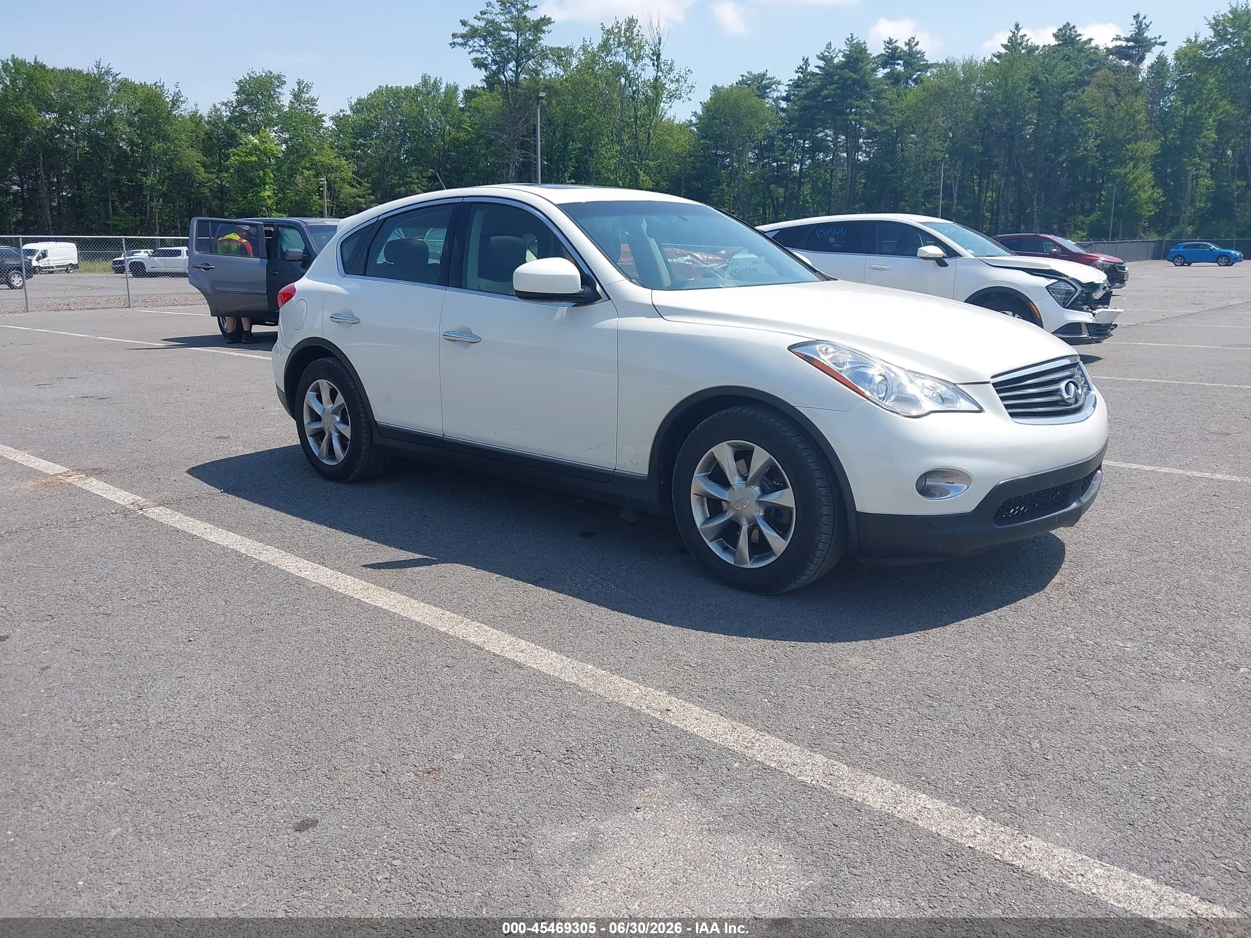 2008 Infiniti EX Journey, VIN JNKAJ09F78M350544 — Normal wear