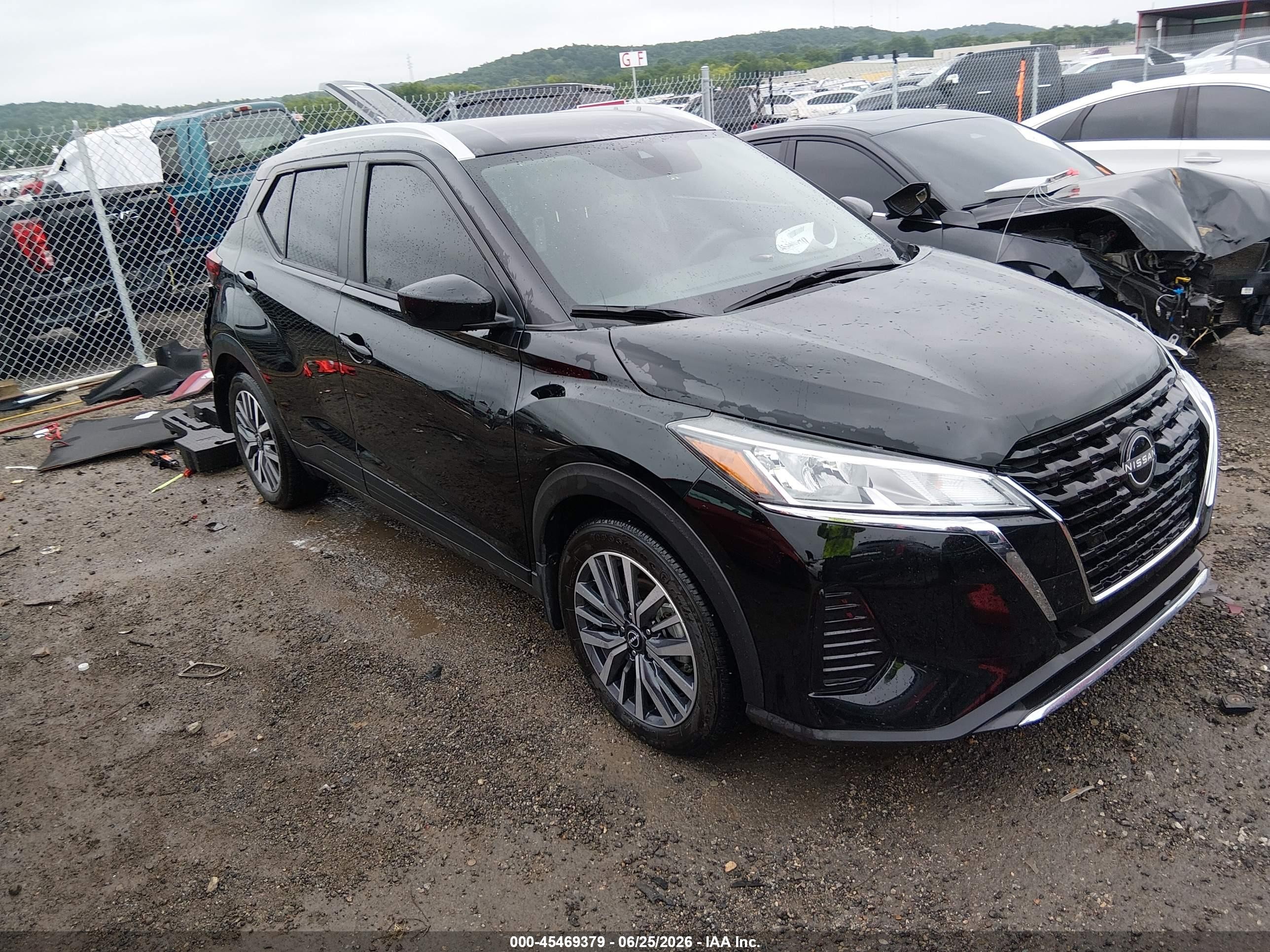 2024 Nissan Kicks SV, VIN 3N1CP5CV9RL516695 — Rear end