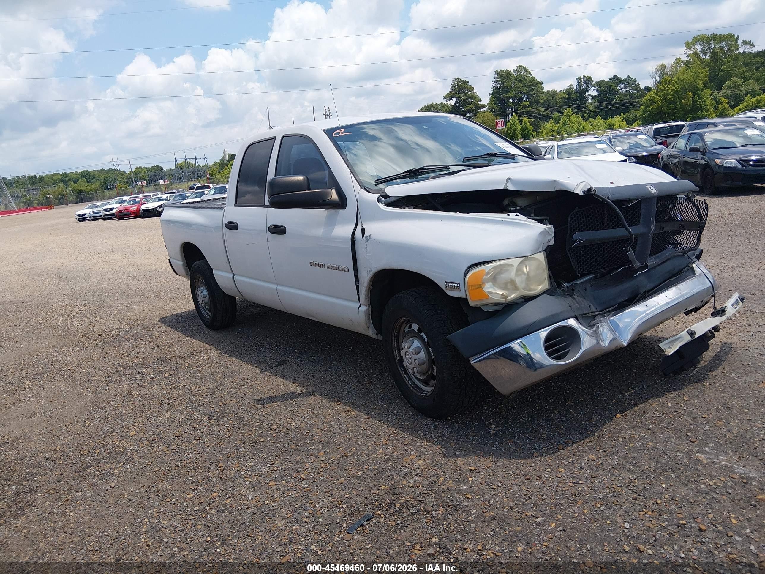 2004 Dodge 2500 SLT, VIN 3D7KA28D84G235634 — Front end