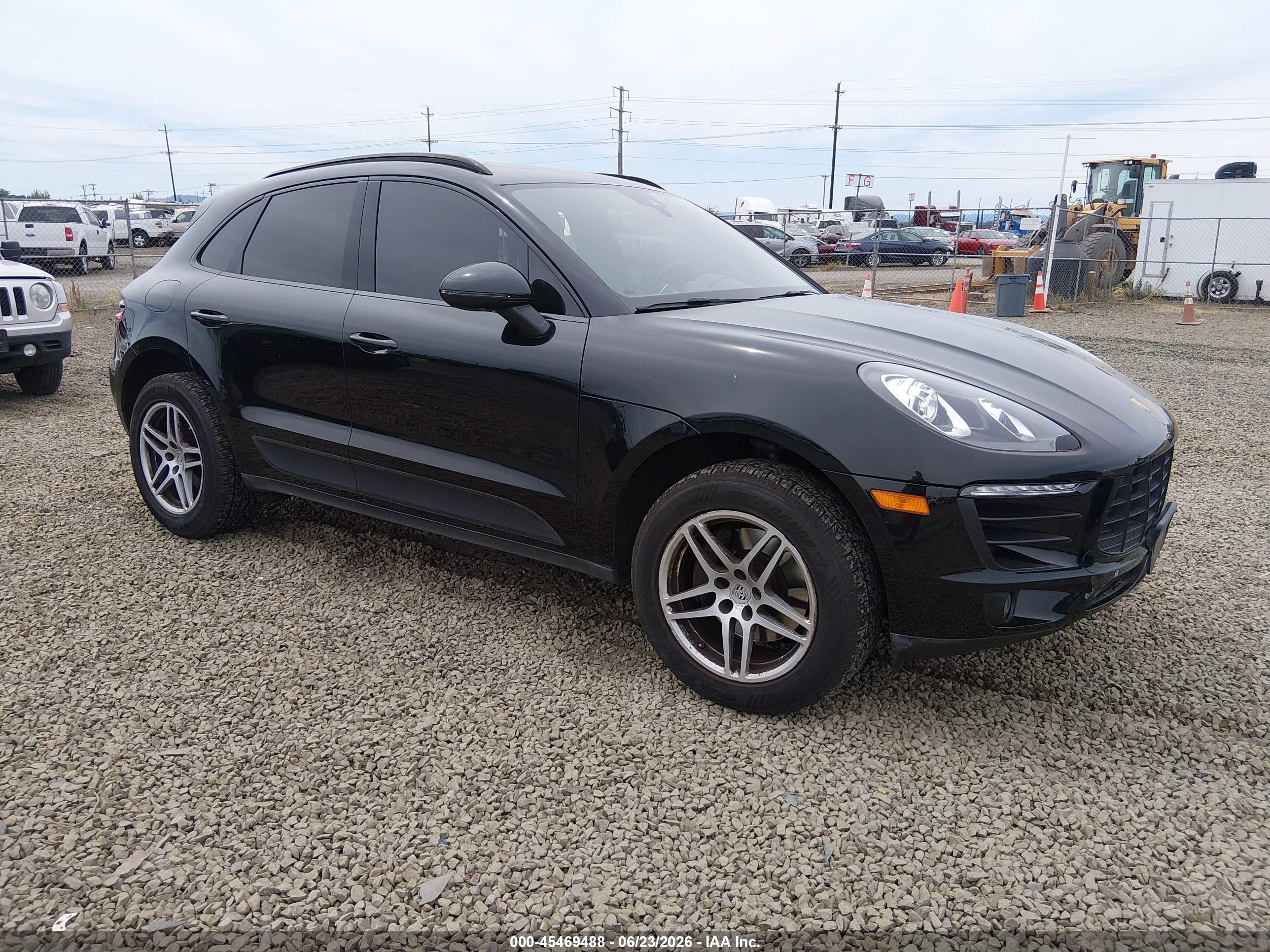 2017 Porsche Macan, VIN WP1AA2A5XHLB03393 — Normal wear