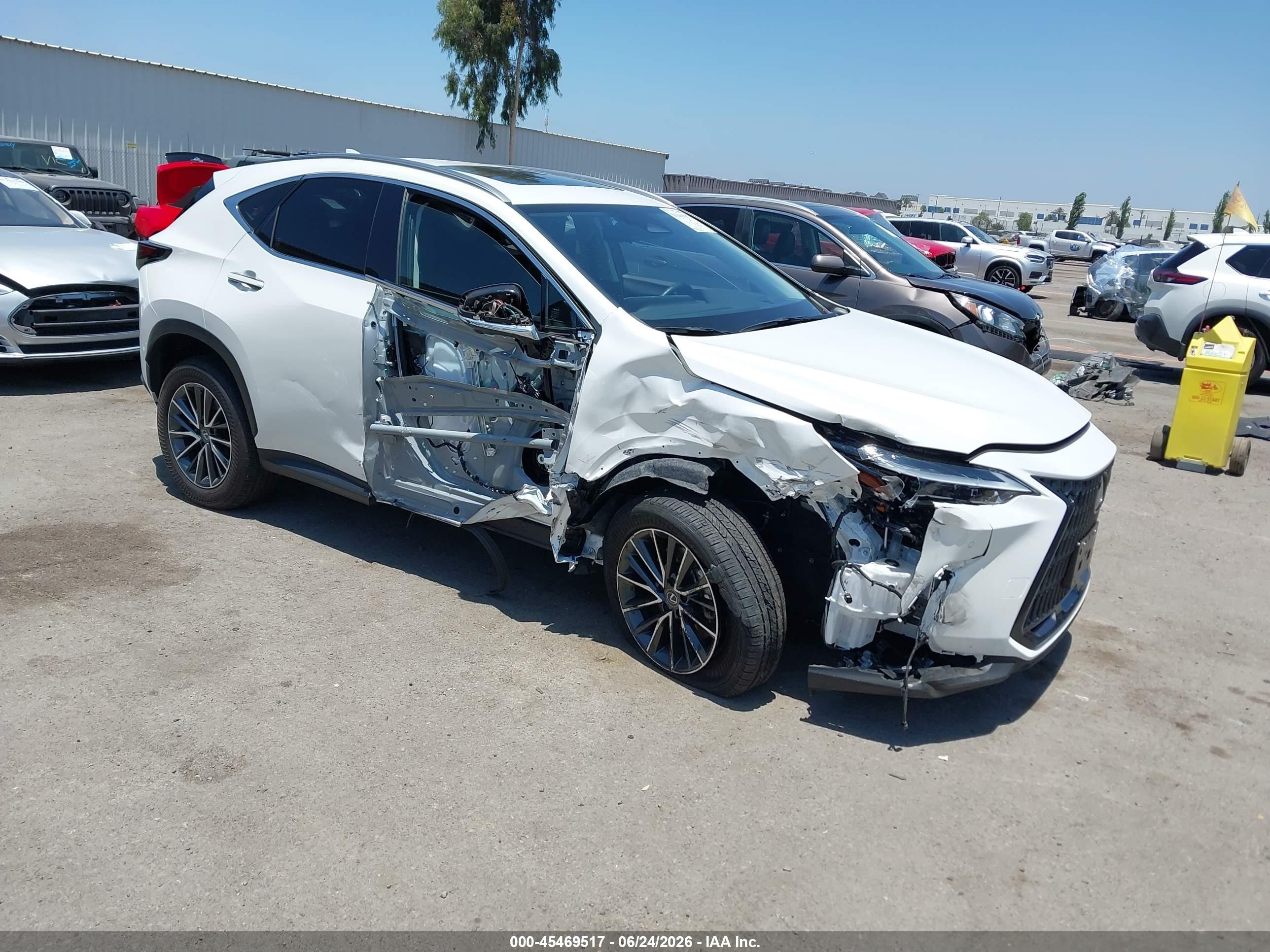 2025 Lexus NX 350h Premium, VIN JTJGKCEZ1S2060178 — Перед