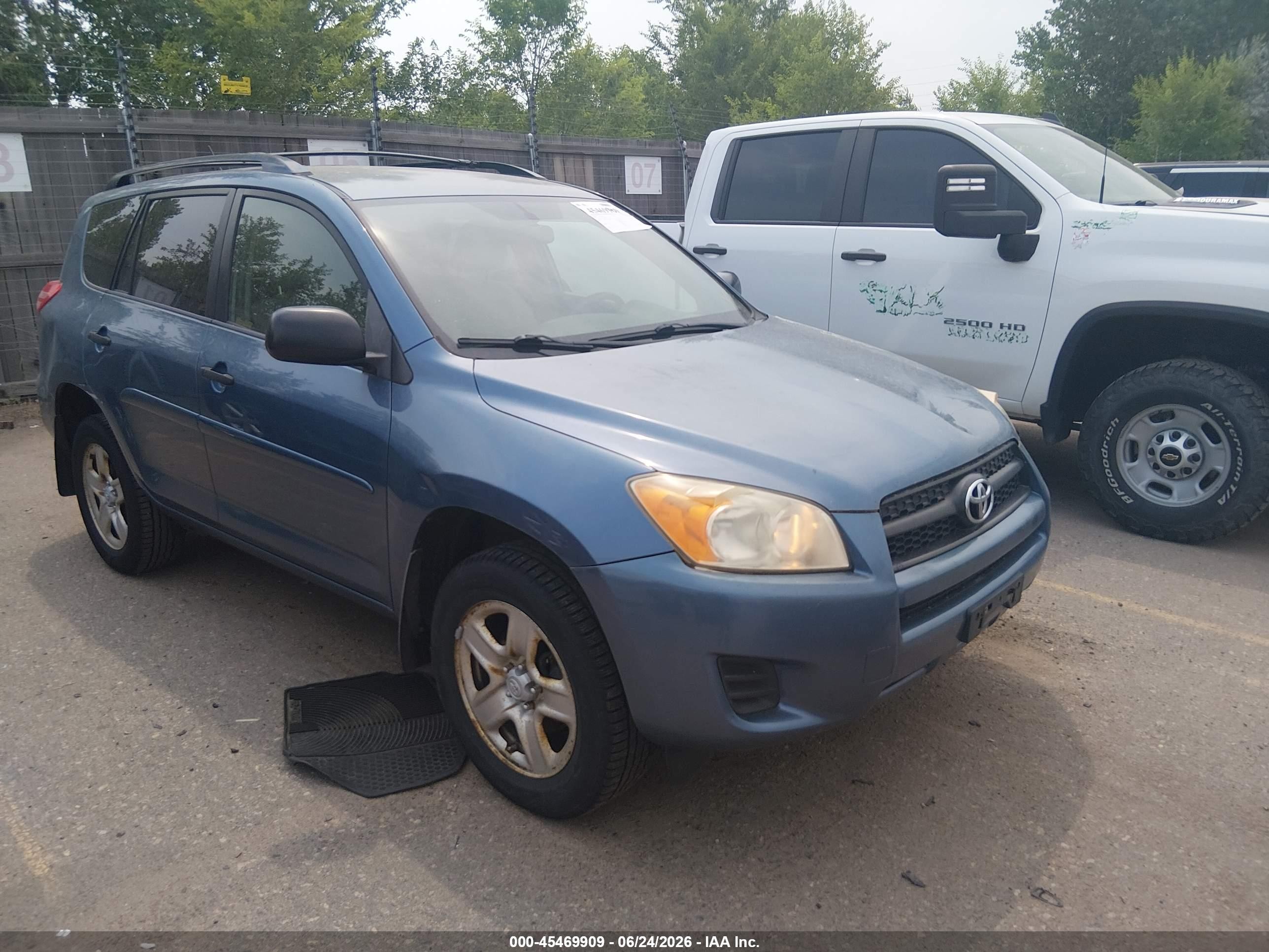2009 Toyota RAV4, VIN JTMBF35V795004527 — Normal wear