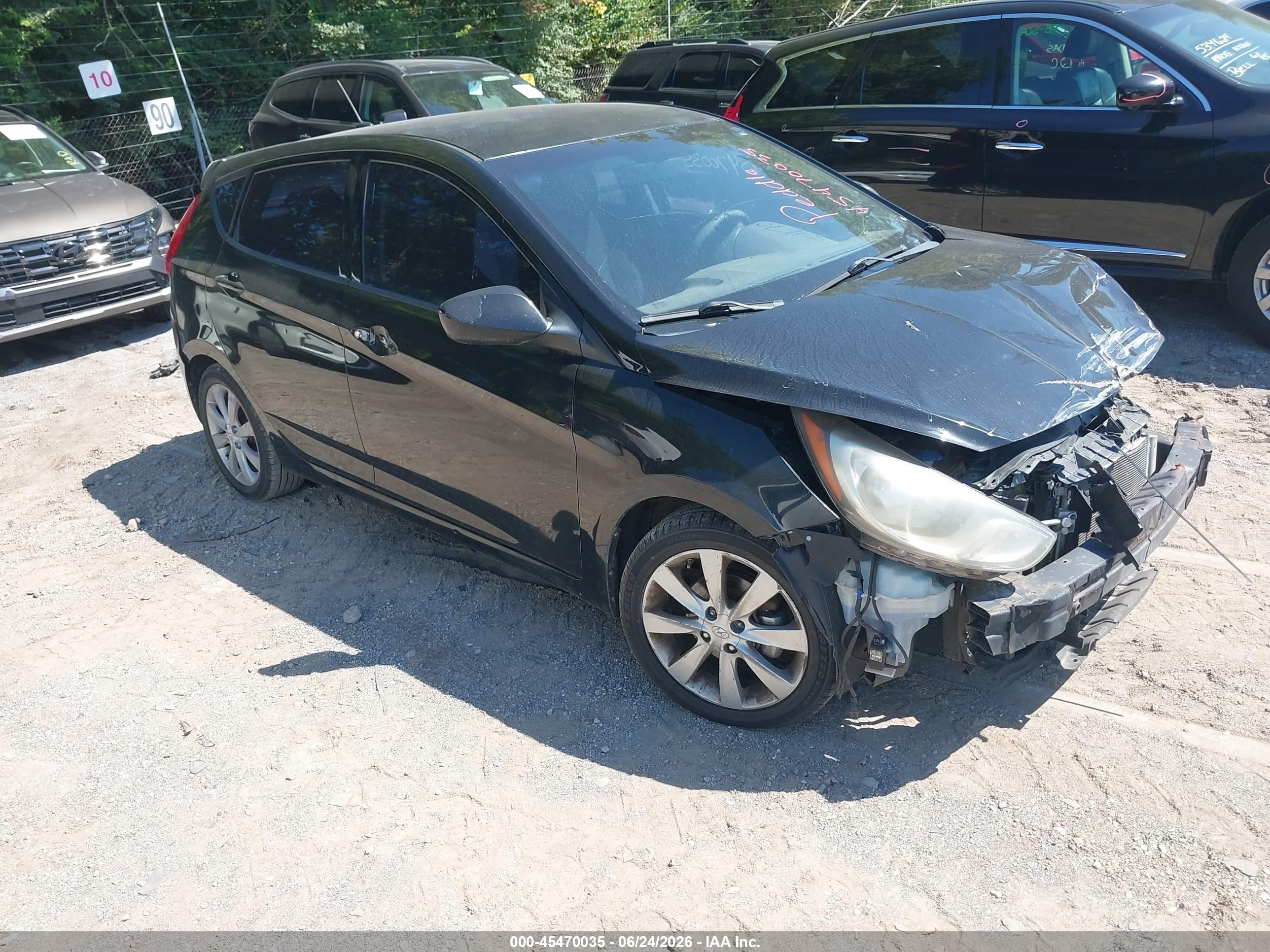 2012 Hyundai Accent SE, VIN KMHCU5AE1CU029184 — Normal wear