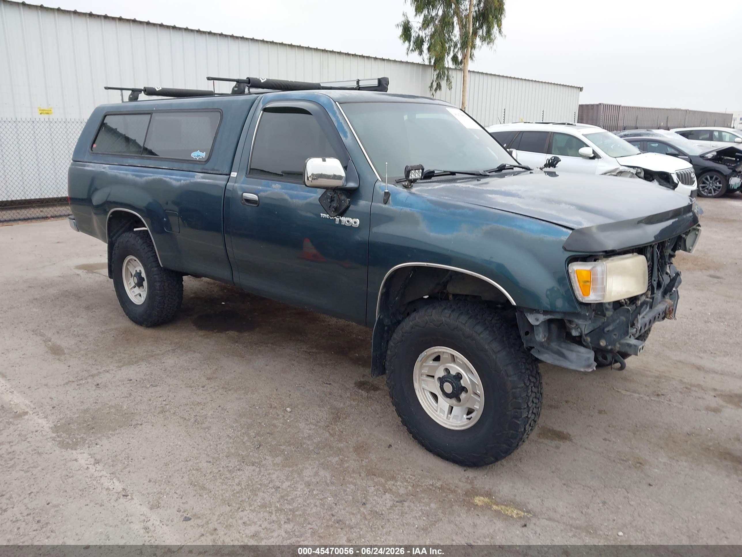 1993 Toyota T100, VIN JT4VD20C3P0010970 — Front end